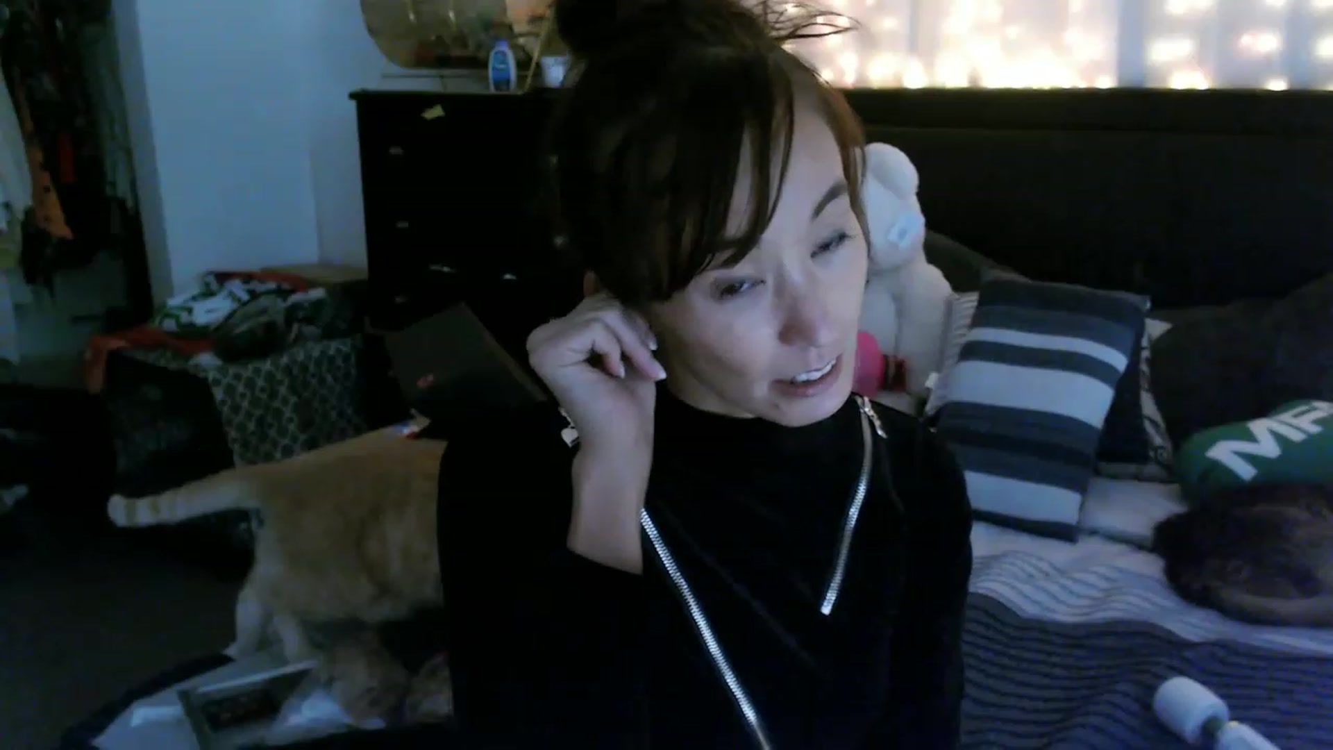 Gallery image thumbnail from Christy_Love's myfreecams stream on, 01/15/2023, 20:29 image 14 of 20