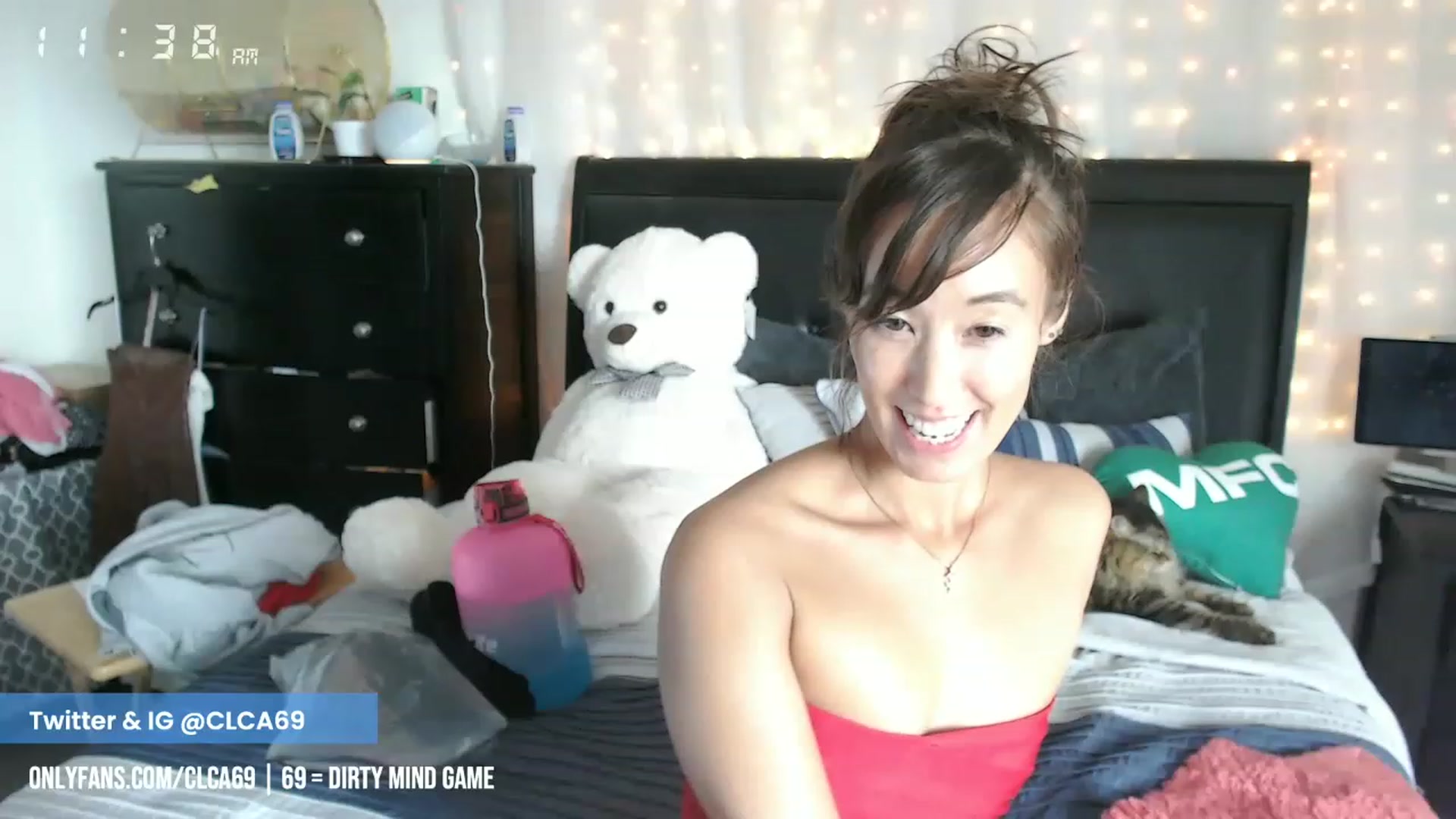 Gallery image thumbnail from Christy_Love's myfreecams stream on, 01/17/2023, 20:04 image 16 of 20