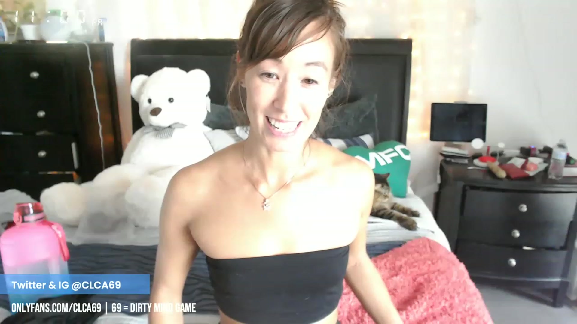 Gallery image thumbnail from Christy_Love's myfreecams stream on, 01/17/2023, 20:04 image 8 of 20