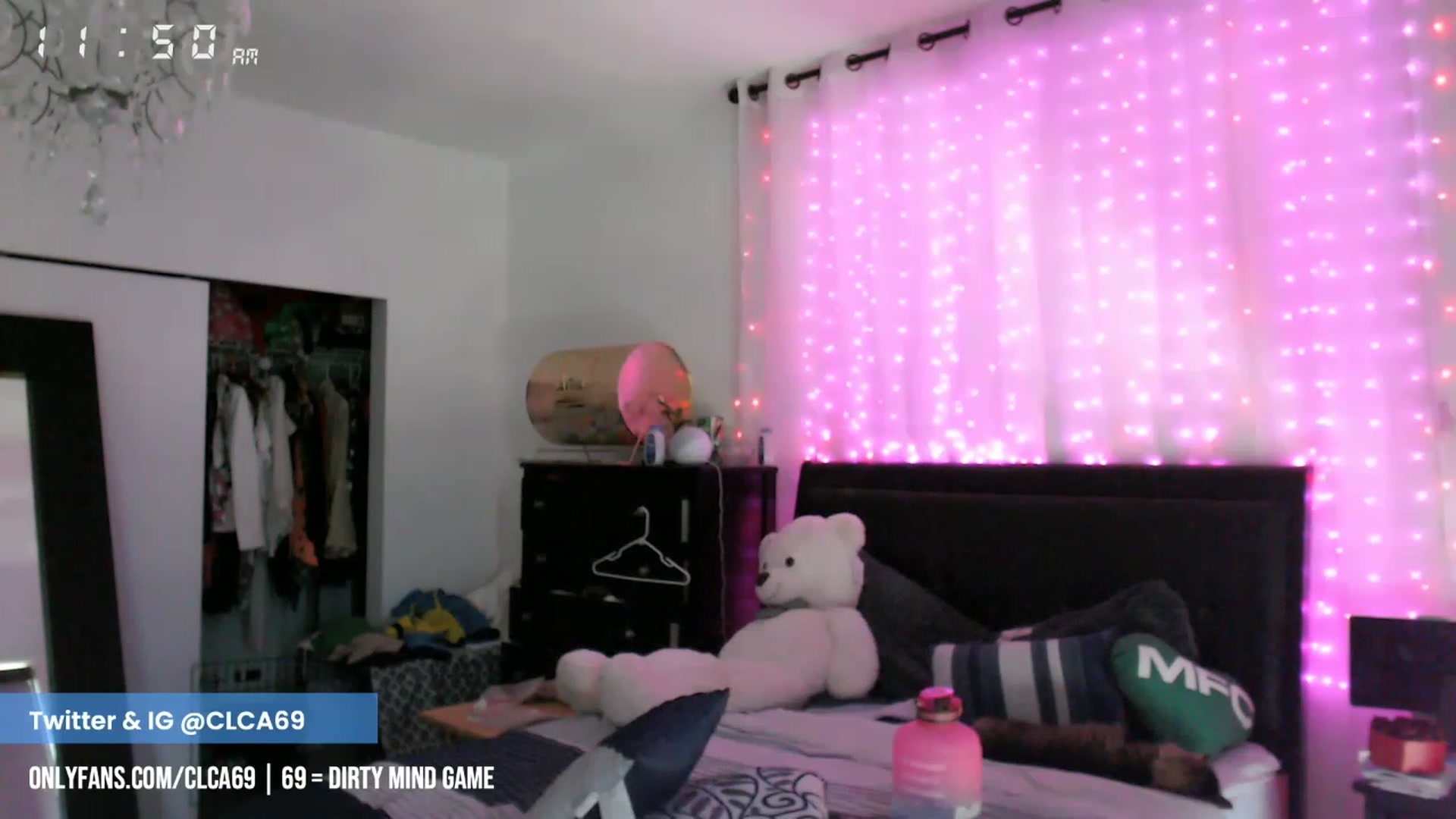 Gallery image thumbnail from Christy_Love's myfreecams stream on, 02/06/2023, 20:05 image 14 of 20