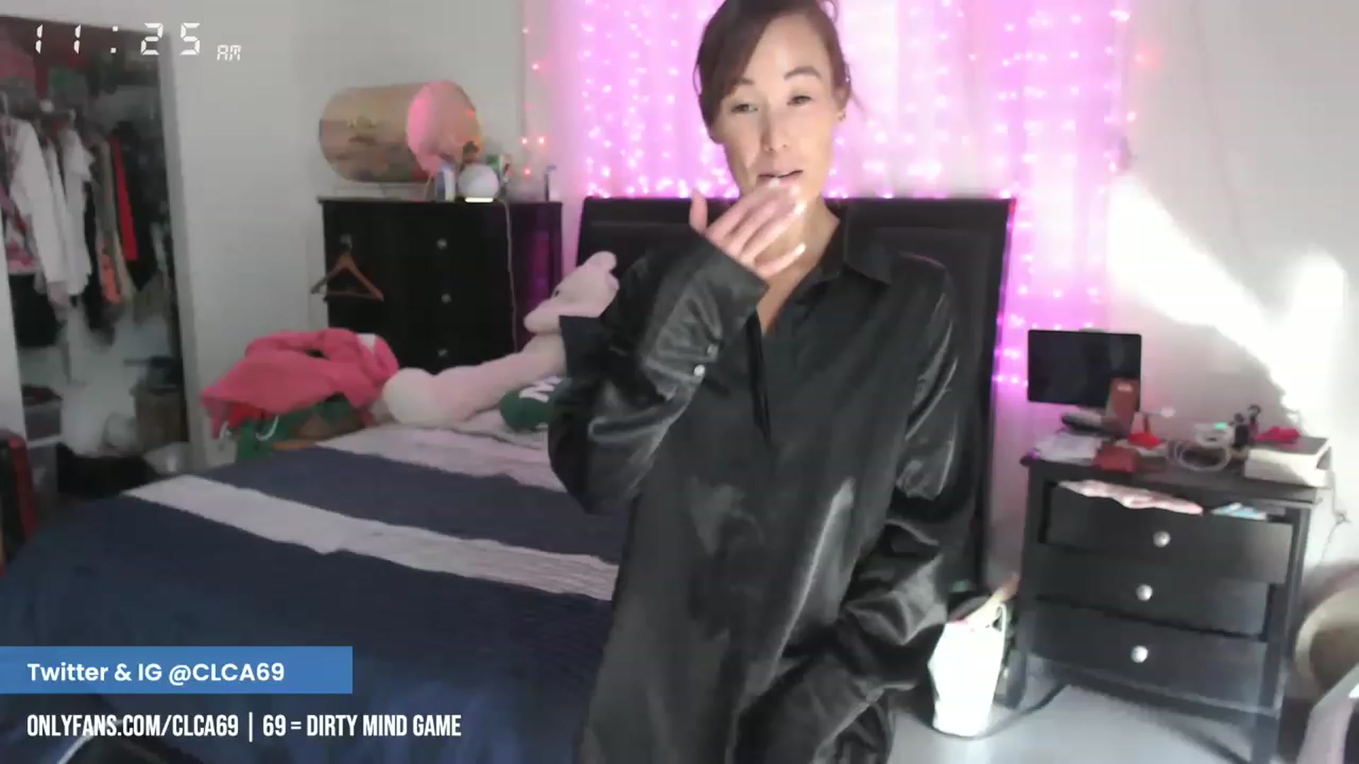 Gallery image thumbnail from Christy_Love's myfreecams stream on, 02/17/2023, 19:42 image 1 of 20