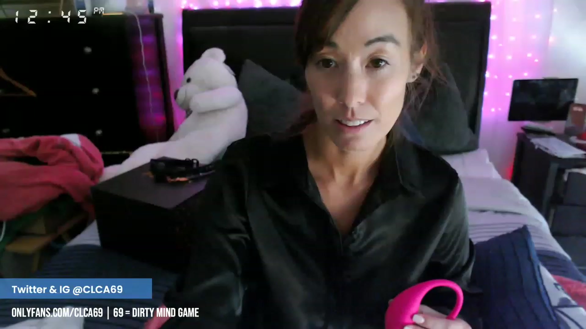 Gallery image thumbnail from Christy_Love's myfreecams stream on, 02/17/2023, 21:44 image 11 of 20