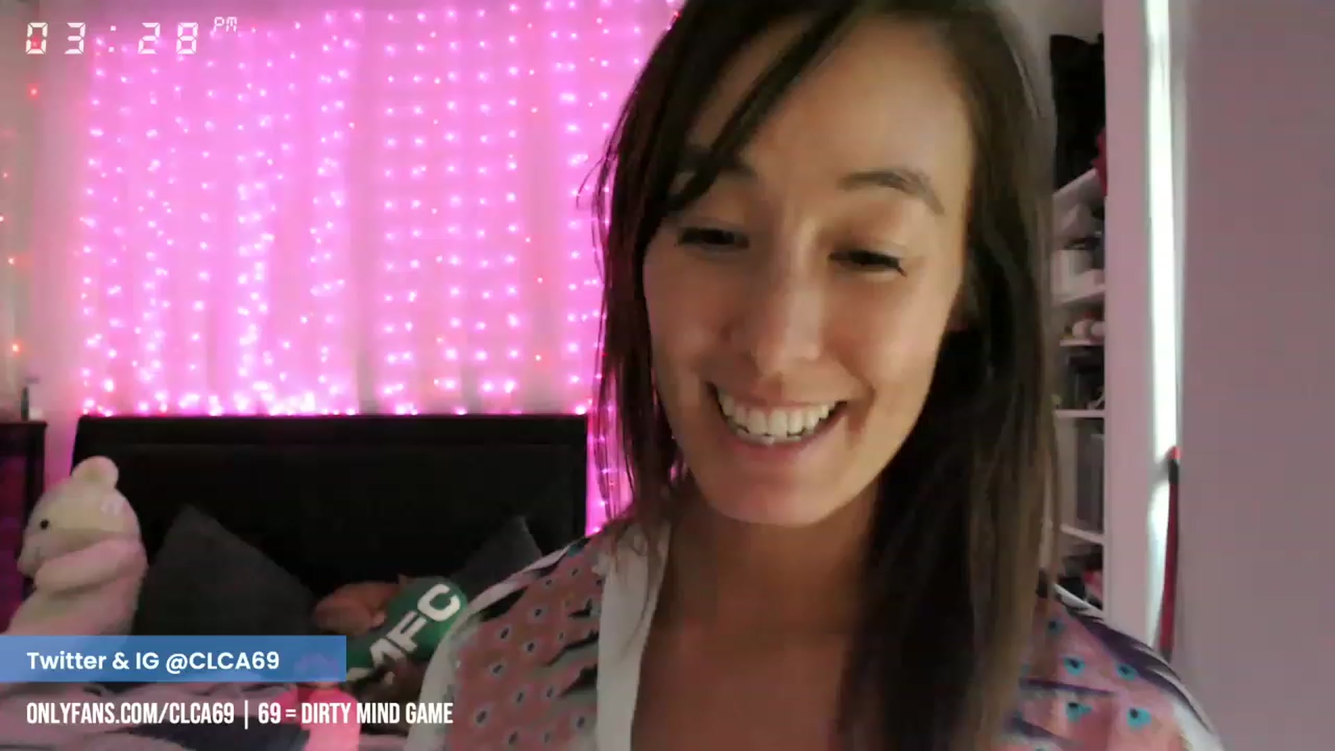 Gallery image thumbnail from Christy_Love's myfreecams stream on, 02/18/2023, 23:32 image 17 of 20