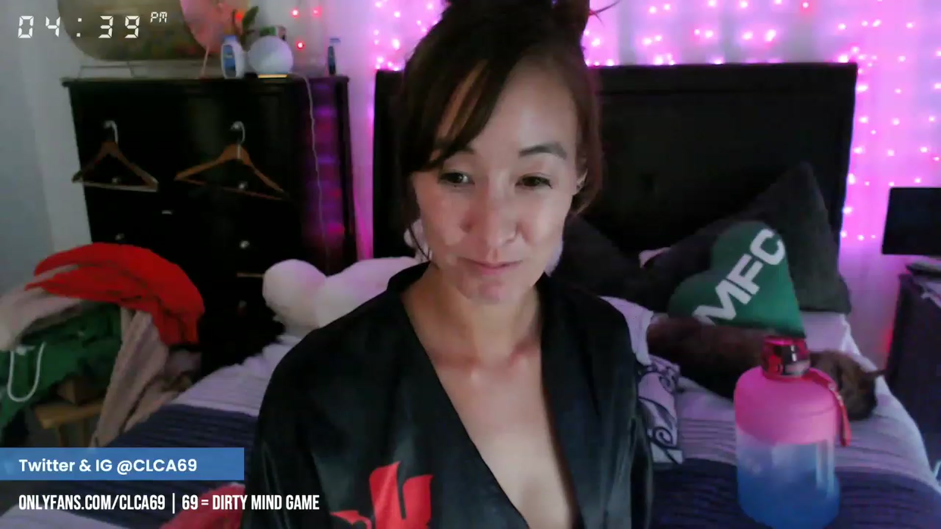 Gallery image thumbnail from Christy_Love's myfreecams stream on, 02/21/2023, 24:43 image 15 of 20
