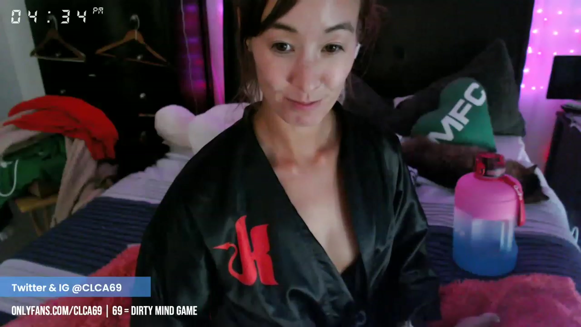 Gallery image thumbnail from Christy_Love's myfreecams stream on, 02/21/2023, 24:43 image 8 of 20