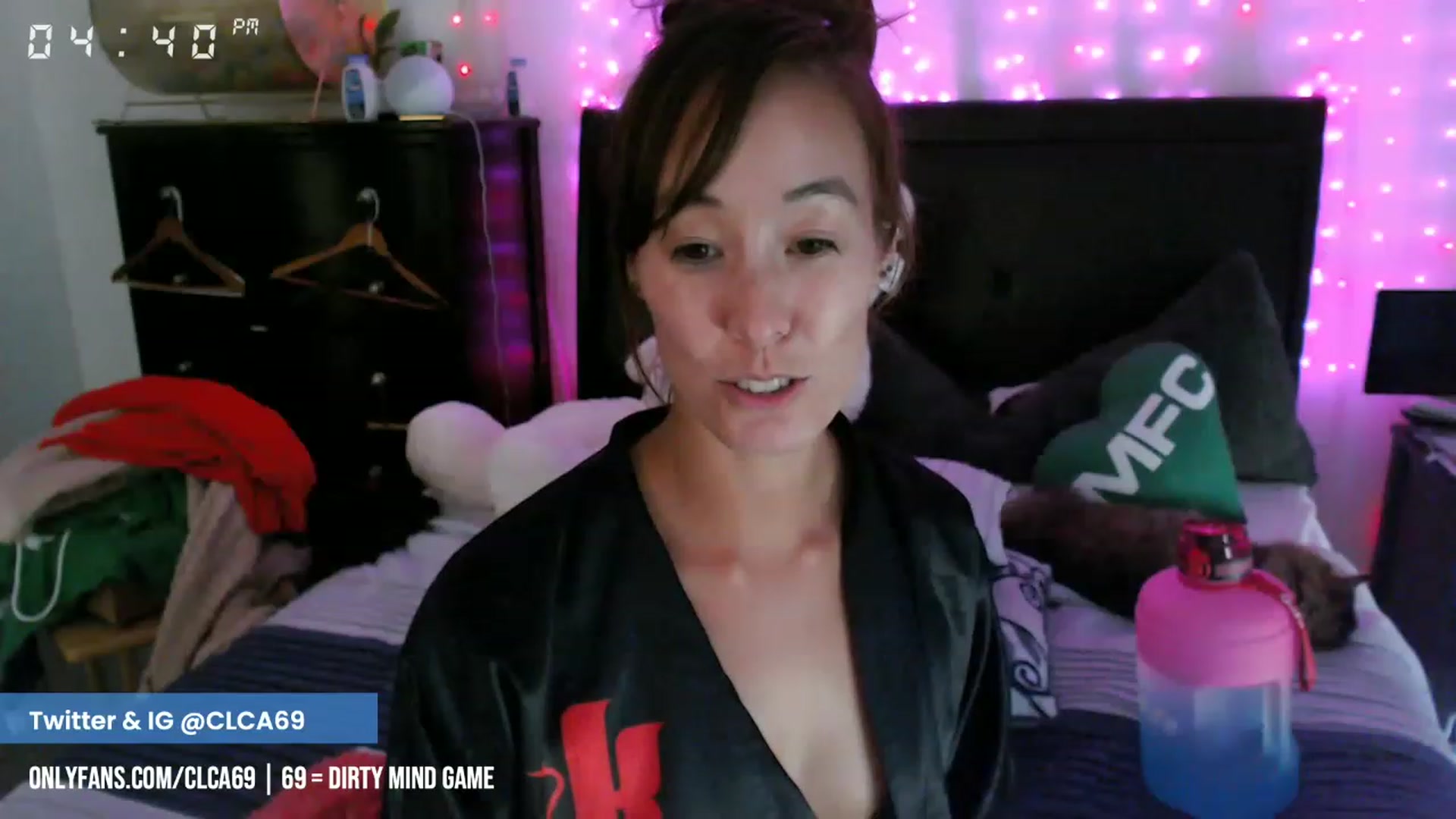 Gallery image thumbnail from Christy_Love's myfreecams stream on, 02/21/2023, 24:43 image 17 of 20
