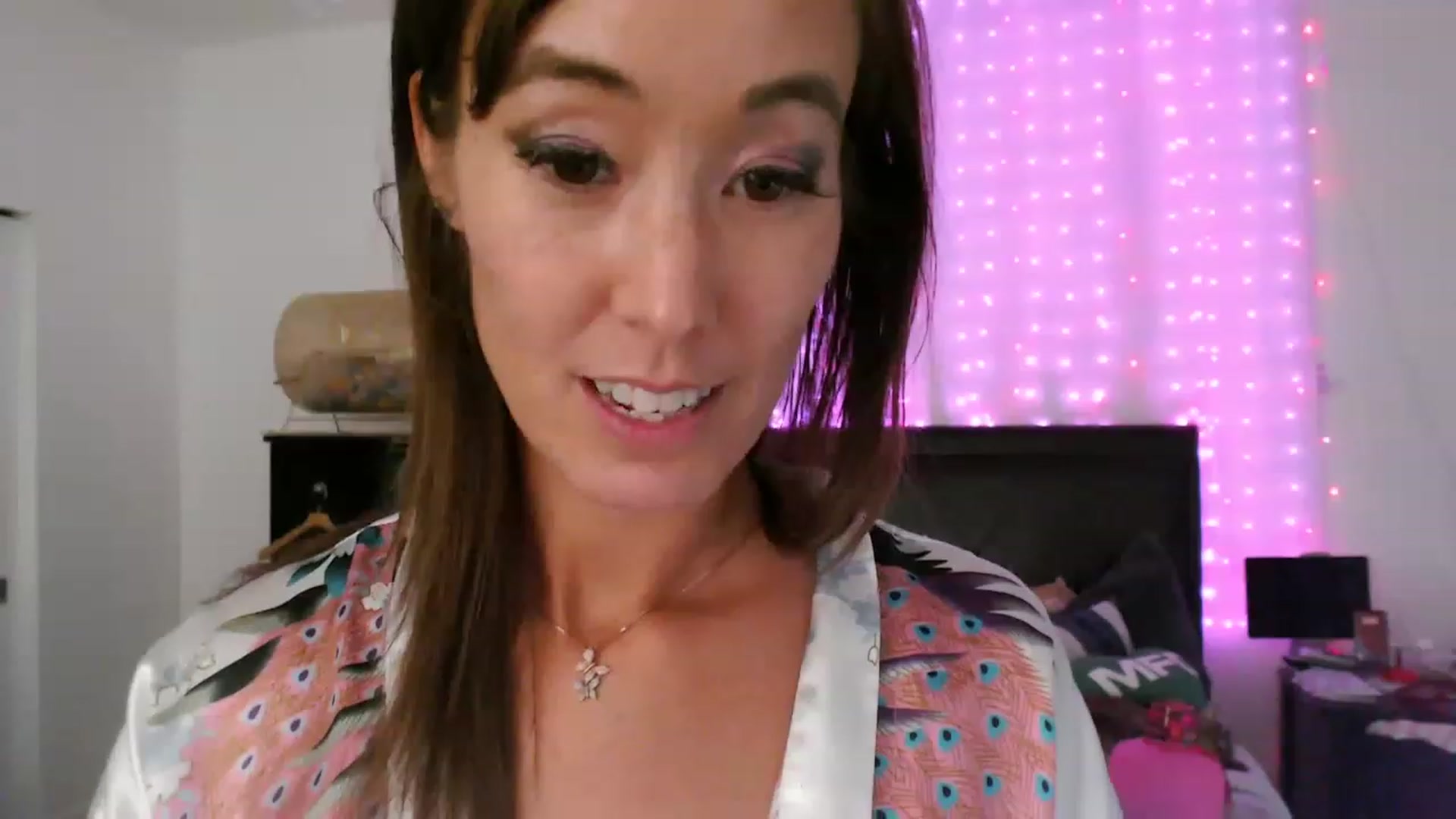 Gallery image thumbnail from Christy_Love's myfreecams stream on, 02/25/2023, 24:02 image 13 of 20