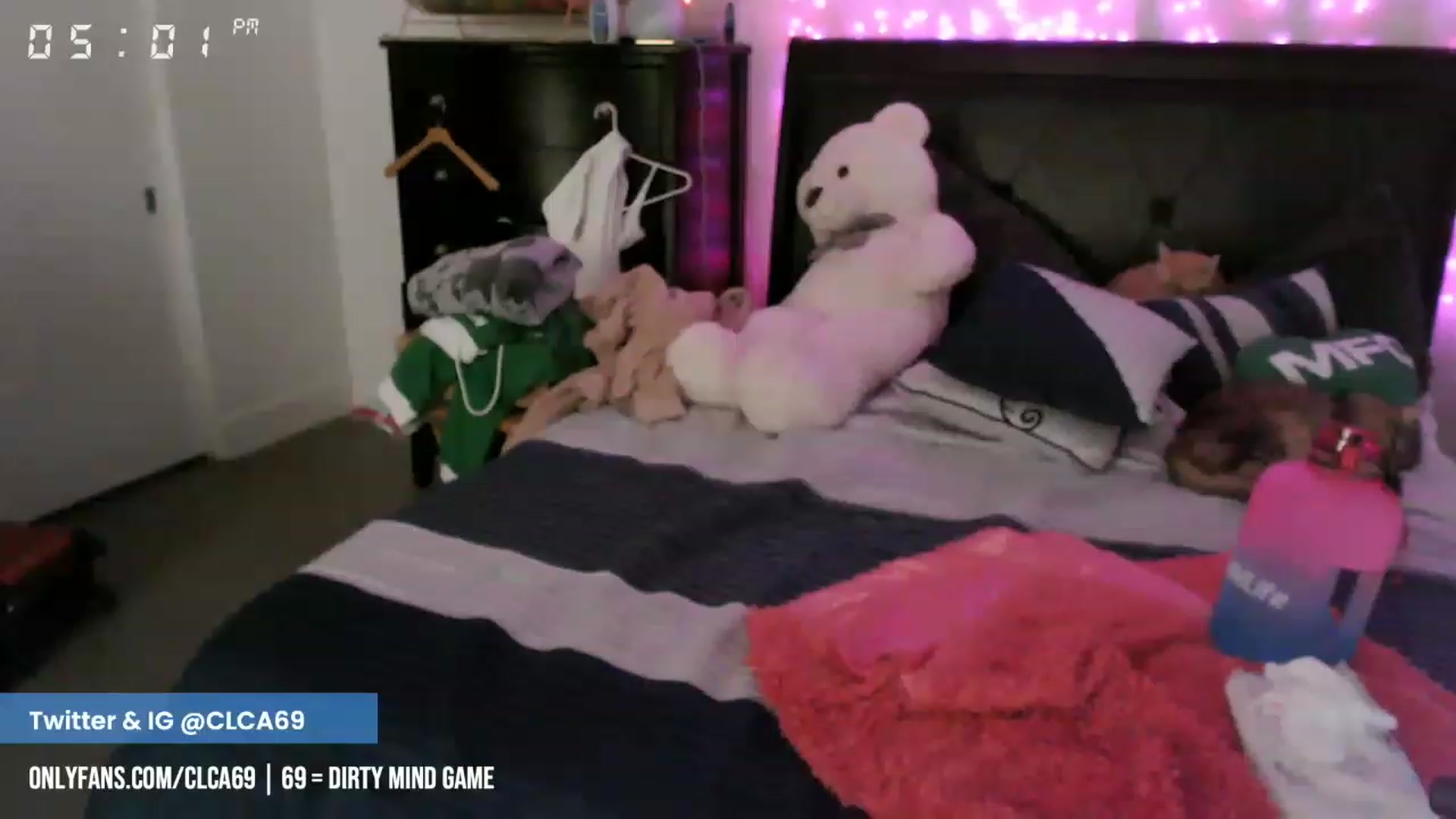 Gallery image thumbnail from Christy_Love's myfreecams stream on, 02/25/2023, 01:04 image 20 of 20