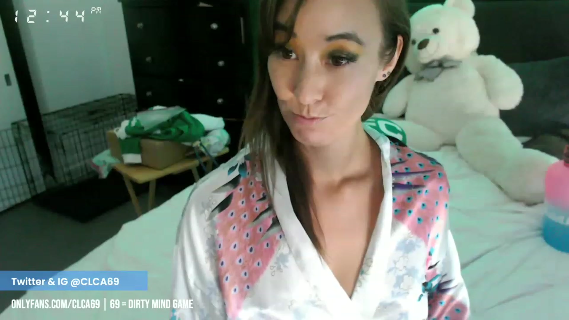Gallery image thumbnail from Christy_Love's myfreecams stream on, 03/09/2023, 20:49 image 18 of 20