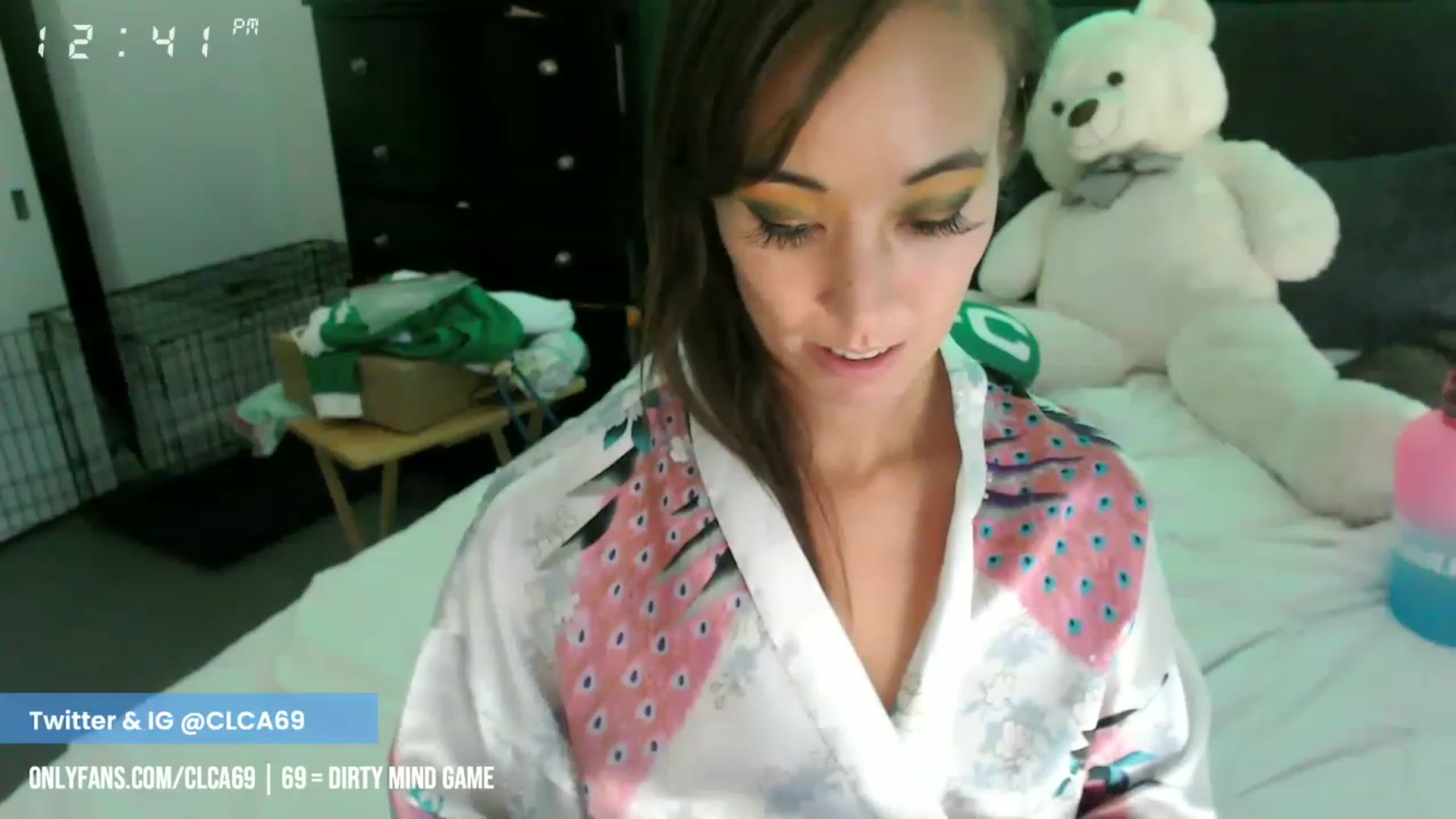 Gallery image thumbnail from Christy_Love's myfreecams stream on, 03/09/2023, 20:49 image 16 of 20