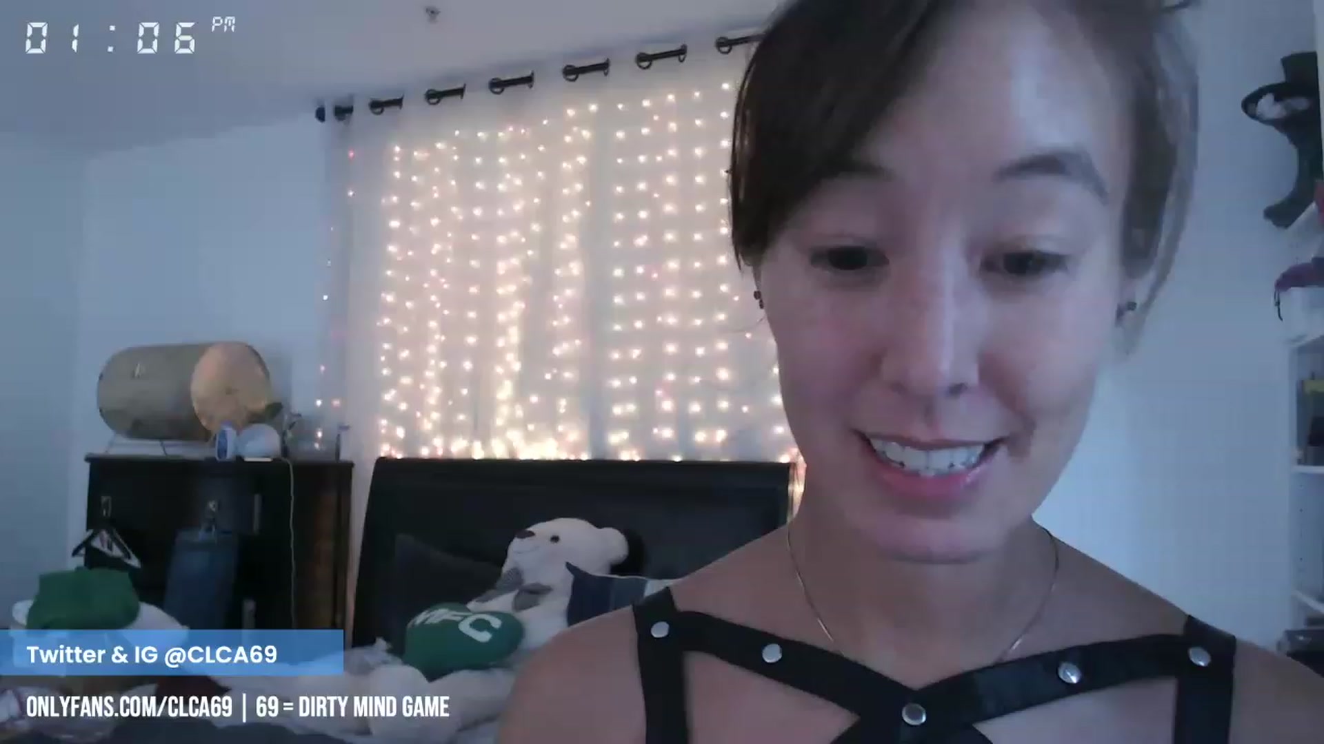 Gallery image thumbnail from Christy_Love's myfreecams stream on, 04/16/2023, 20:26 image 1 of 20