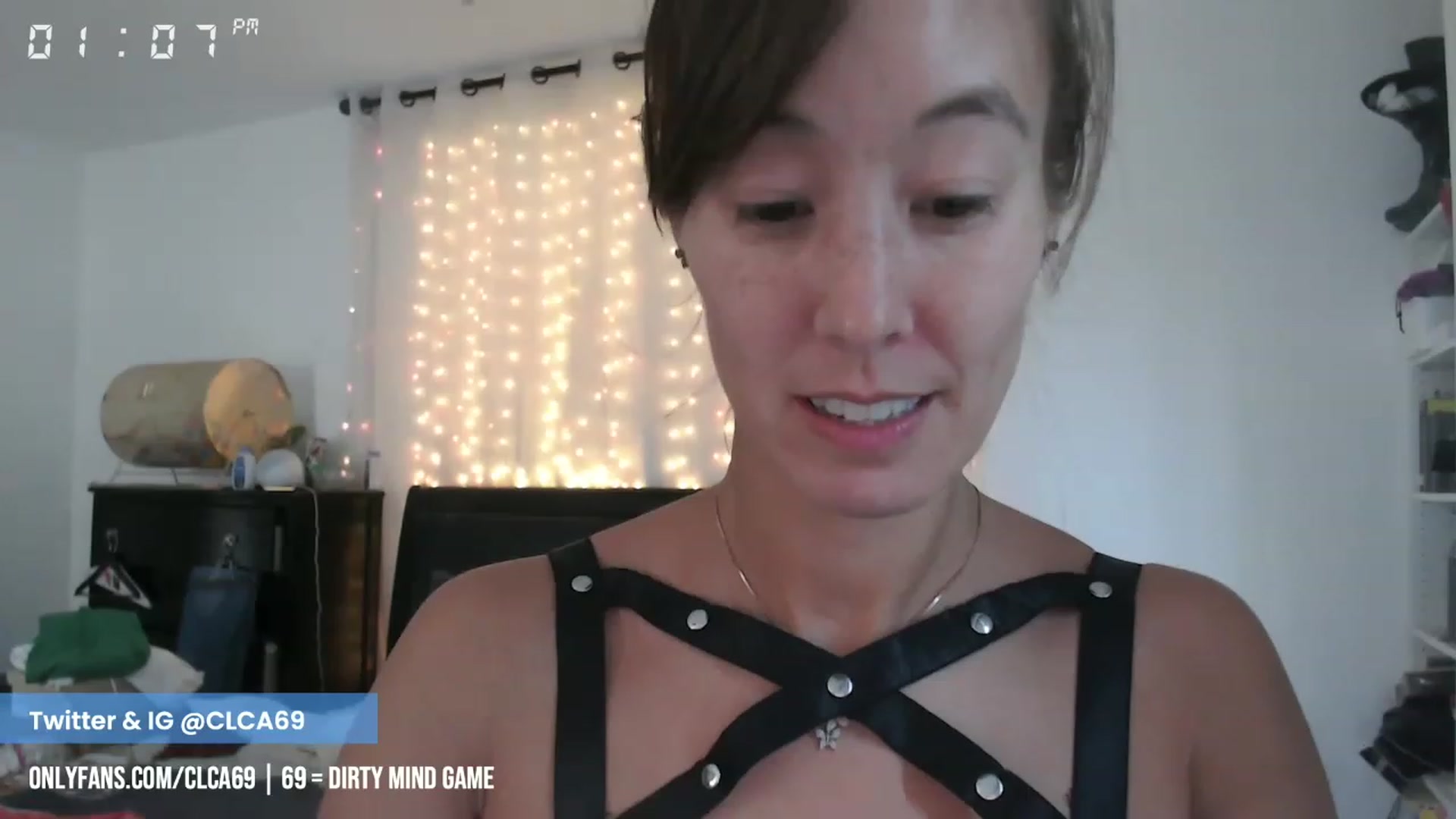 Gallery image thumbnail from Christy_Love's myfreecams stream on, 04/16/2023, 20:26 image 2 of 20