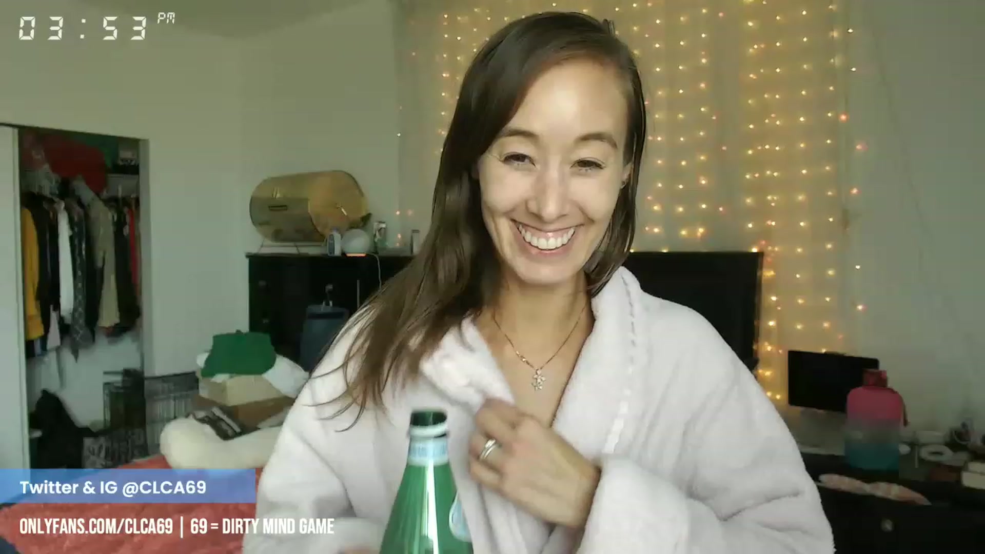 Gallery image thumbnail from Christy_Love's myfreecams stream on, 04/17/2023, 23:01 image 8 of 20