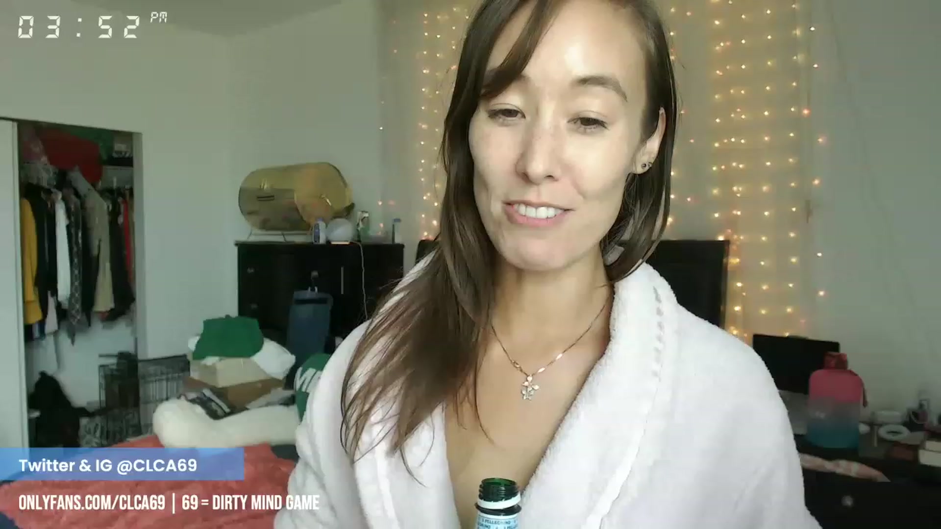 Gallery image thumbnail from Christy_Love's myfreecams stream on, 04/17/2023, 23:01 image 5 of 20