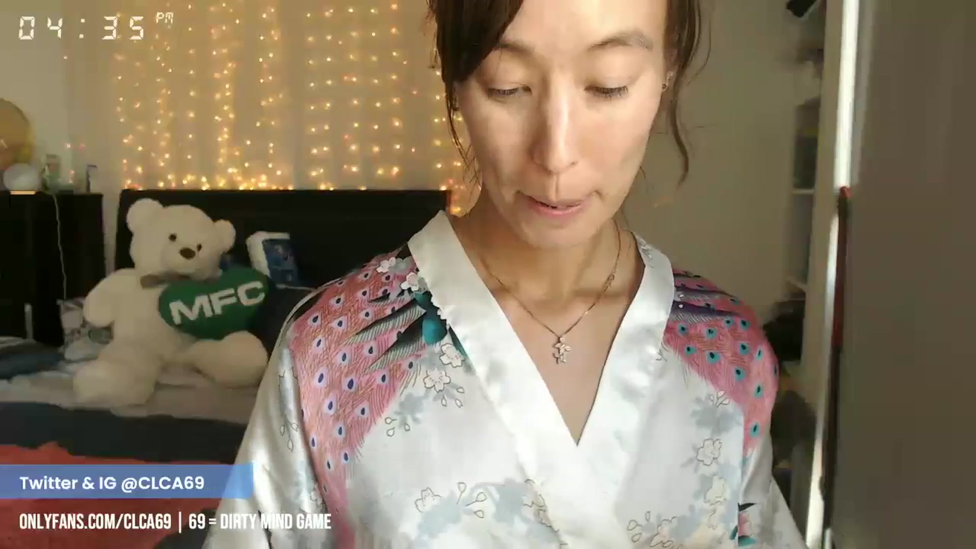Gallery image thumbnail from Christy_Love's myfreecams stream on, 04/26/2023, 24:04 image 7 of 20