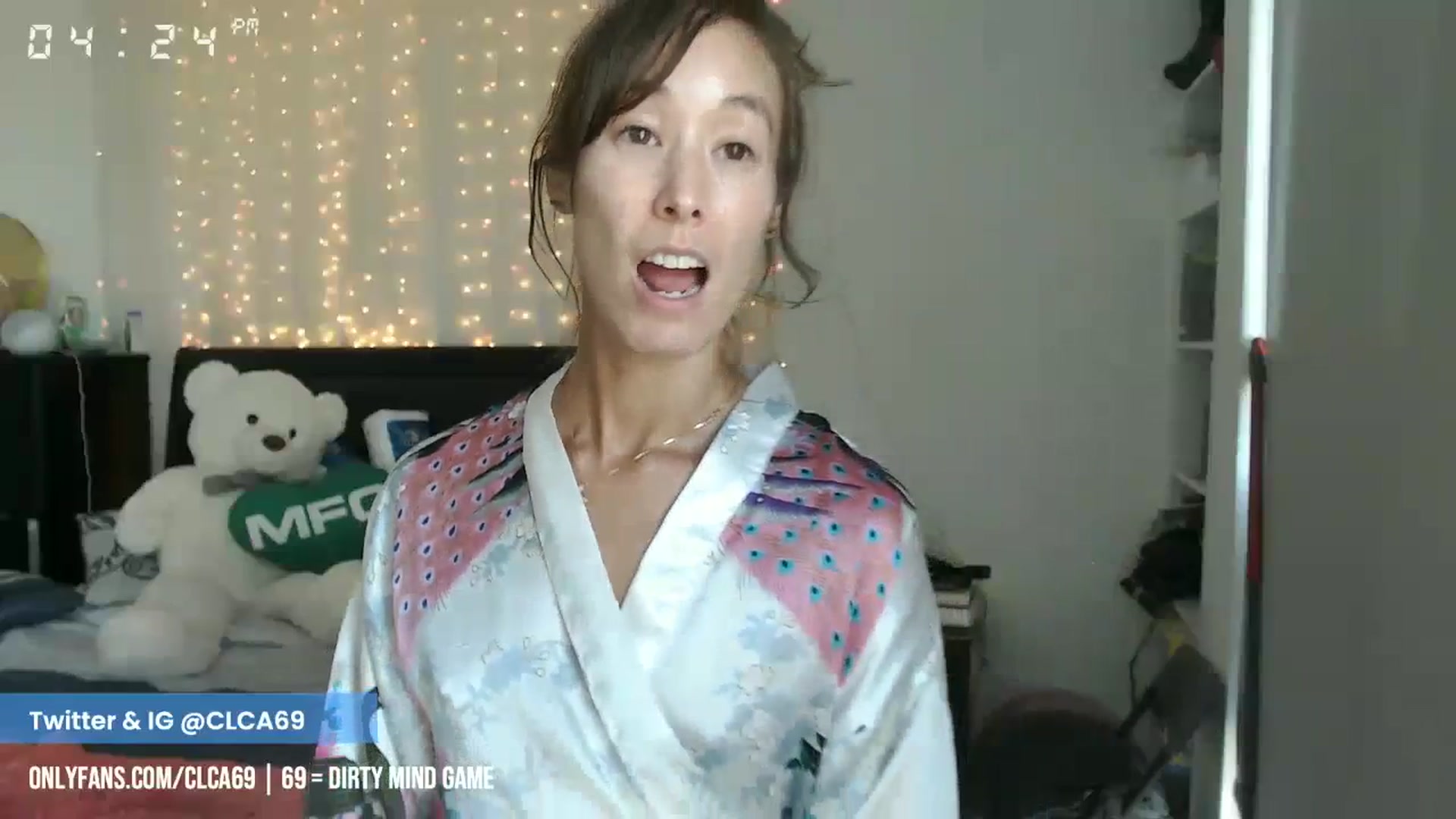 Gallery image thumbnail from Christy_Love's myfreecams stream on, 04/26/2023, 24:04 image 3 of 20
