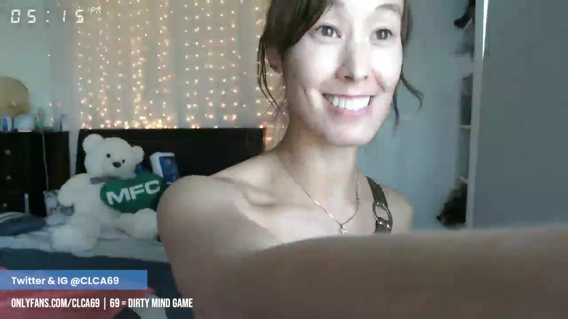 Gallery image thumbnail from Christy_Love's myfreecams stream on, 04/26/2023, 24:22 image 15 of 20