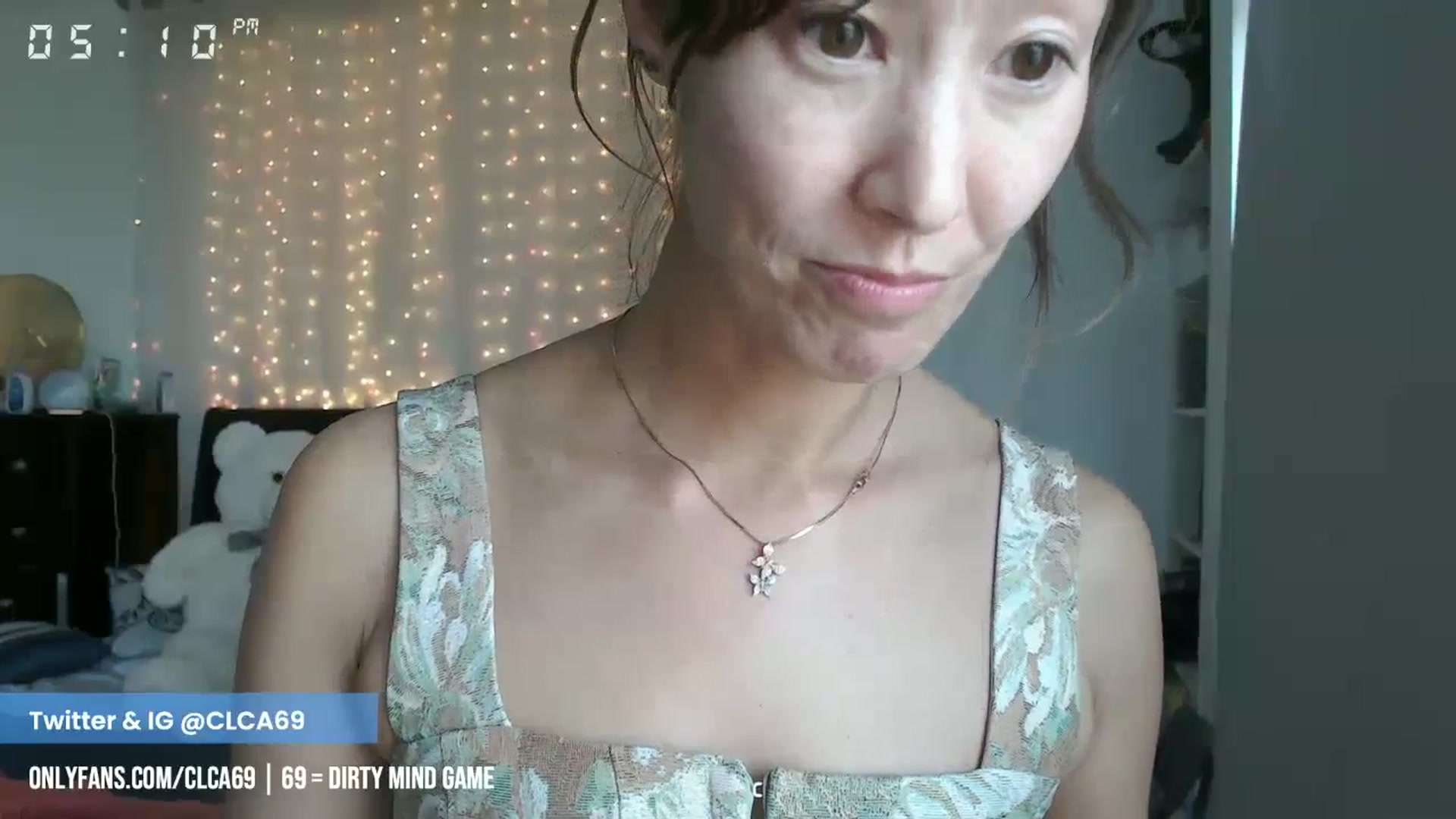 Gallery image thumbnail from Christy_Love's myfreecams stream on, 04/26/2023, 24:22 image 8 of 20