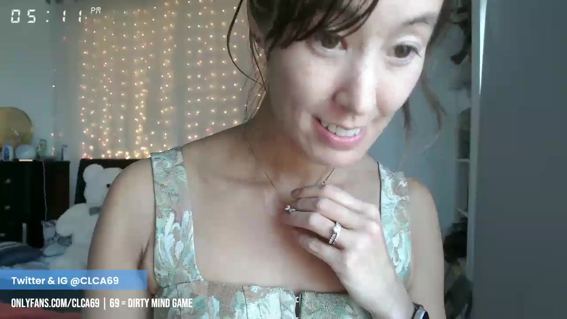 Gallery image thumbnail from Christy_Love's myfreecams stream on, 04/26/2023, 24:22 image 9 of 20