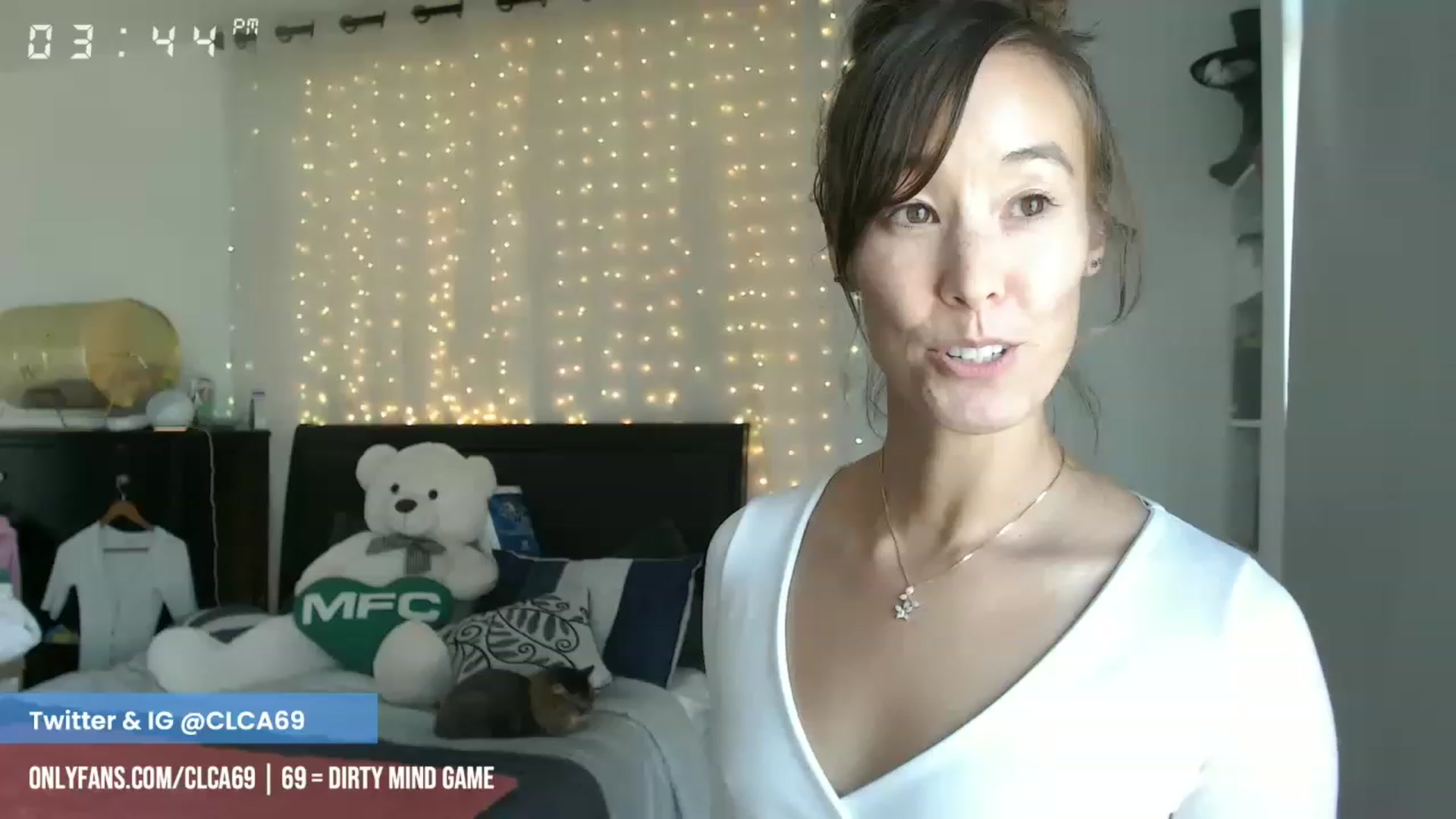 Gallery image thumbnail from Christy_Love's myfreecams stream on, 05/01/2023, 22:50 image 16 of 20