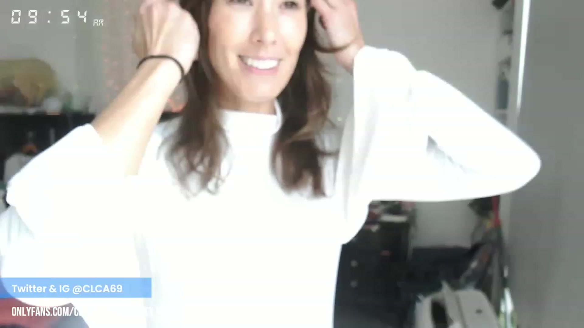 Gallery image thumbnail from Christy_Love's myfreecams stream on, 05/03/2023, 17:31 image 1 of 20