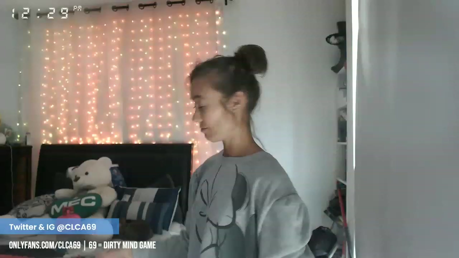 Gallery image thumbnail from Christy_Love's myfreecams stream on, 05/09/2023, 19:31 image 19 of 20