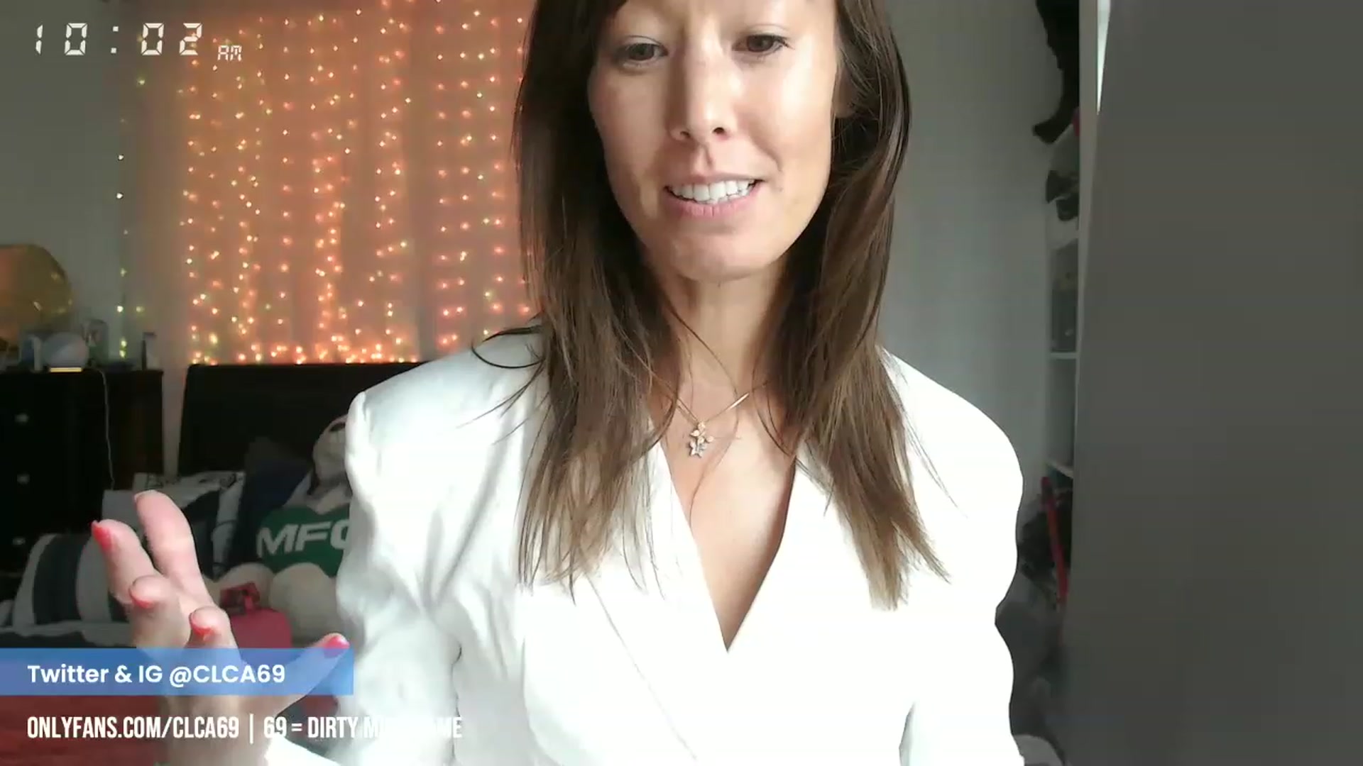 Gallery image thumbnail from Christy_Love's myfreecams stream on, 05/22/2023, 17:38 image 13 of 20