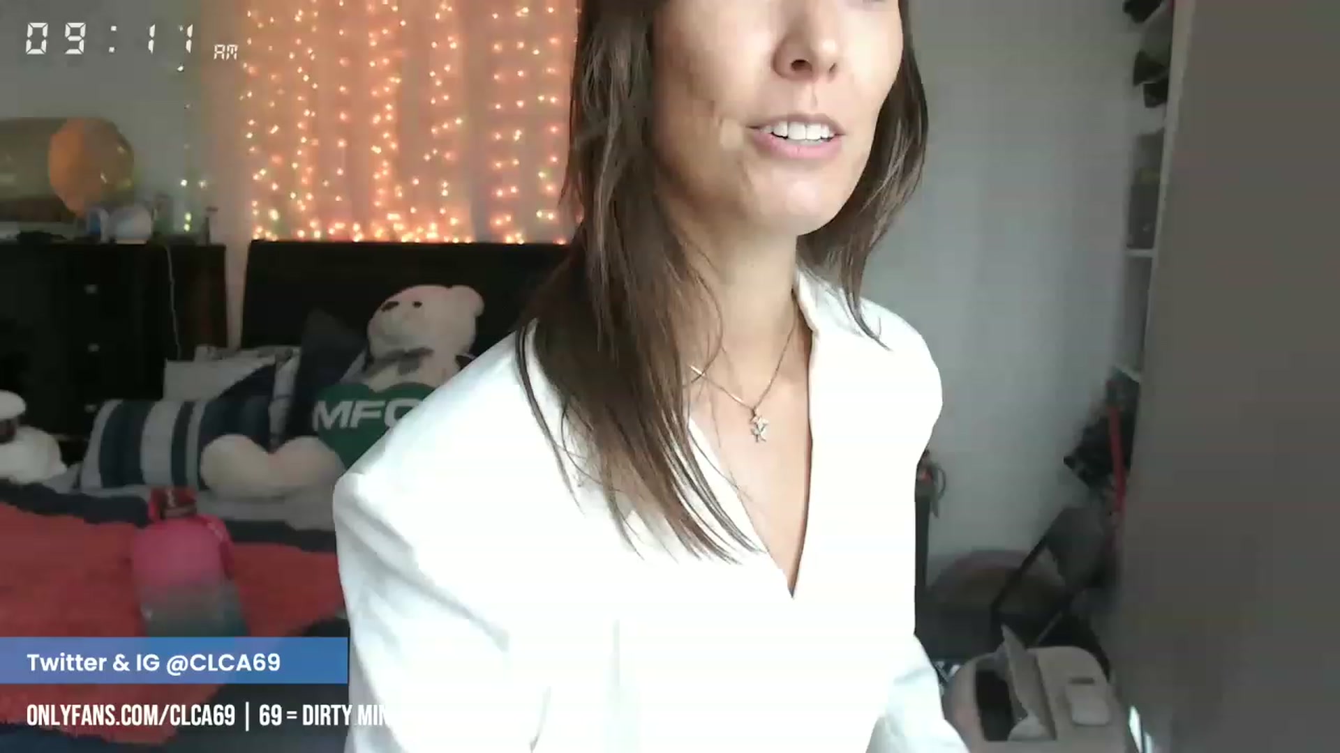 Gallery image thumbnail from Christy_Love's myfreecams stream on, 05/22/2023, 17:38 image 1 of 20