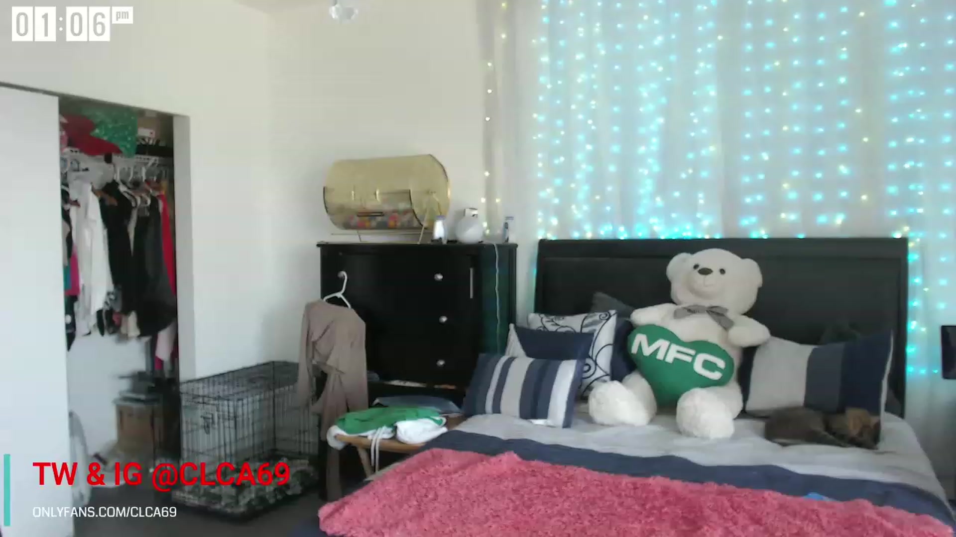 Gallery image thumbnail from Christy_Love's myfreecams stream on, 06/04/2023, 20:33 image 12 of 20
