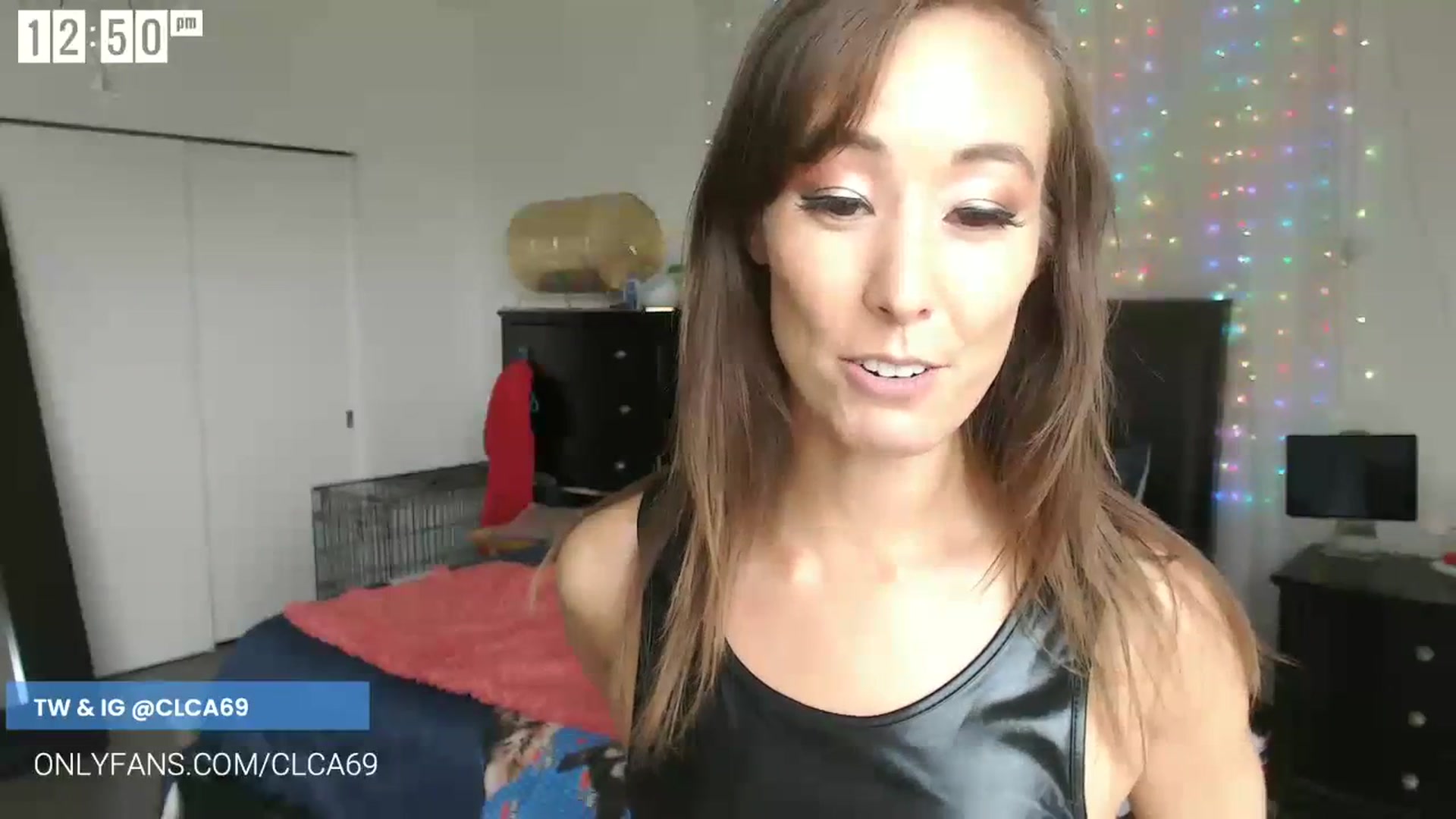 Gallery image thumbnail from Christy_Love's myfreecams stream on, 06/12/2023, 20:17 image 4 of 20