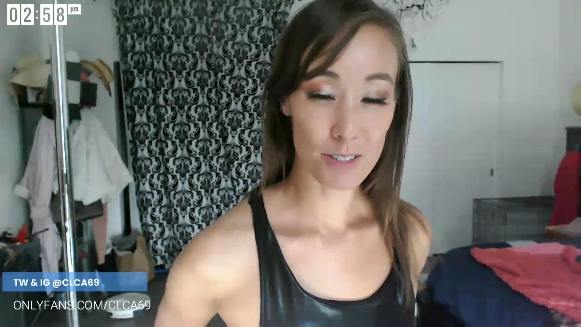 Gallery image thumbnail from Christy_Love's myfreecams stream on, 06/12/2023, 22:05 image 13 of 20