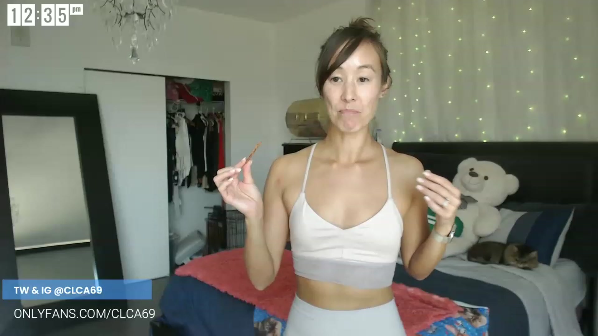 Gallery image thumbnail from Christy_Love's myfreecams stream on, 06/15/2023, 20:02 image 4 of 20