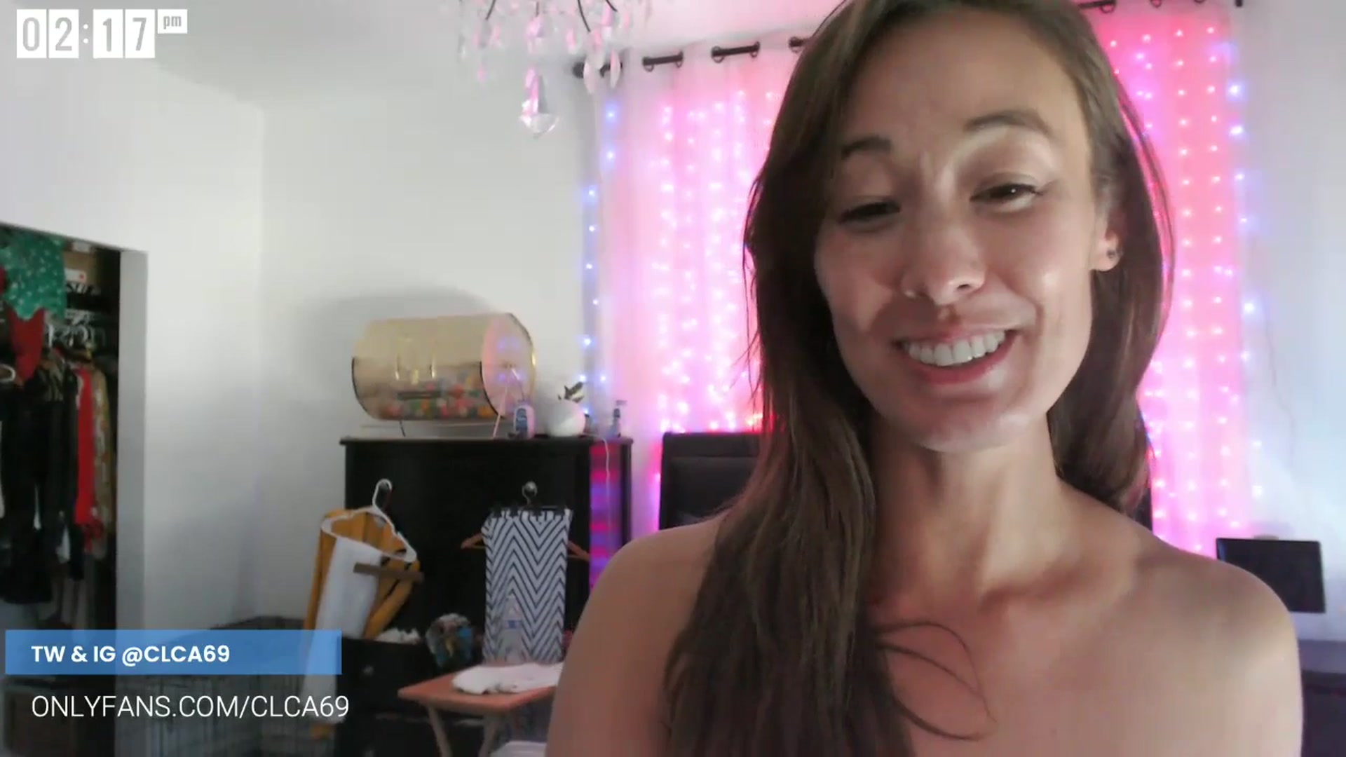 Gallery image thumbnail from Christy_Love's myfreecams stream on, 07/05/2023, 21:34 image 9 of 20
