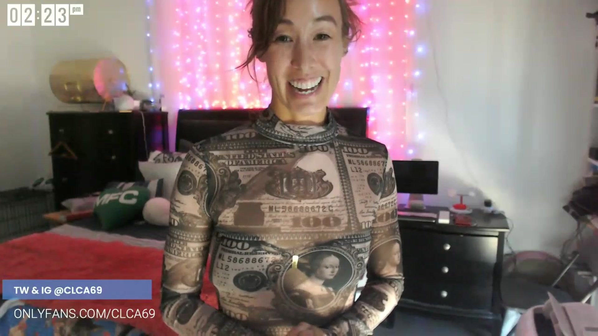 Gallery image thumbnail from Christy_Love's myfreecams stream on, 07/18/2023, 22:30 image 9 of 20