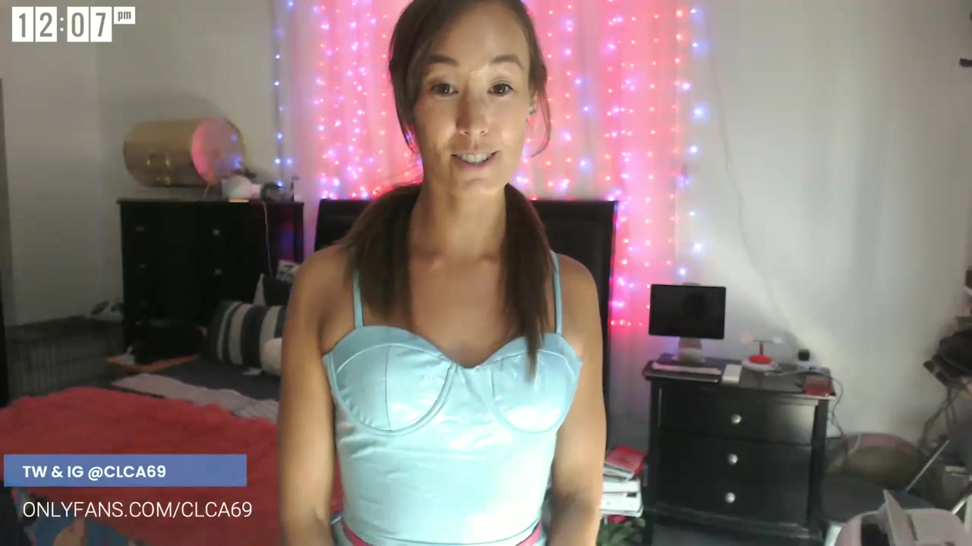 Gallery image thumbnail from Christy_Love's myfreecams stream on, 07/19/2023, 20:07 image 2 of 20