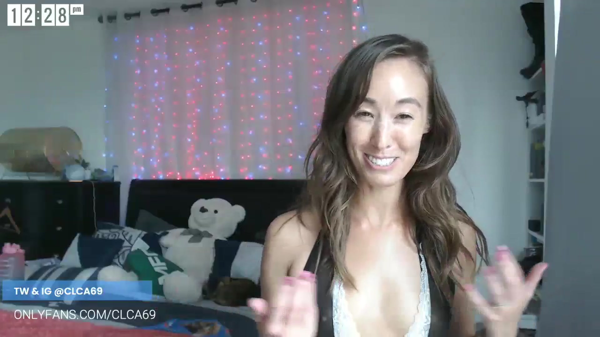 Gallery image thumbnail from Christy_Love's myfreecams stream on, 07/22/2023, 19:56 image 8 of 20