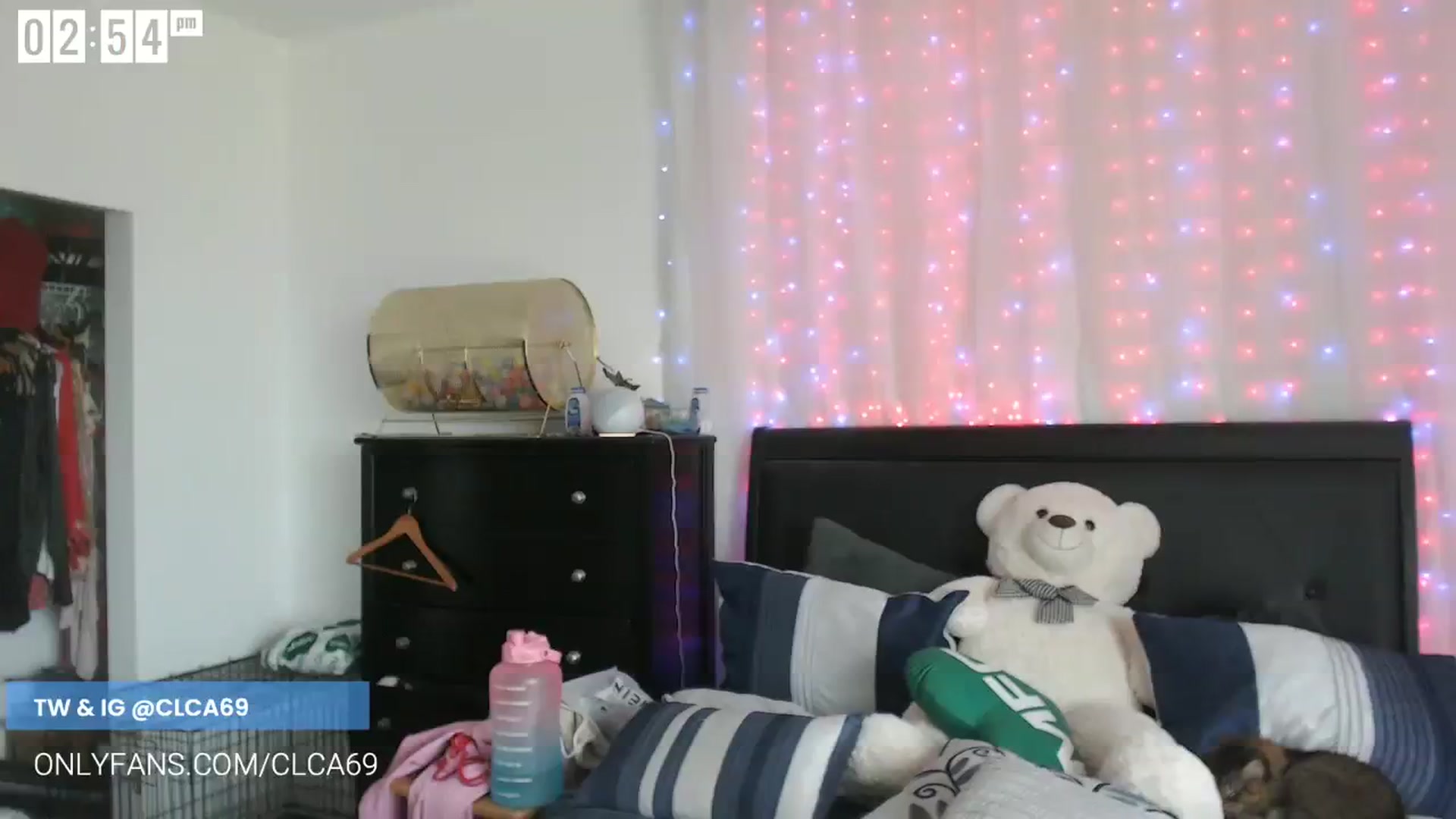 Gallery image thumbnail from Christy_Love's myfreecams stream on, 07/22/2023, 22:02 image 20 of 20