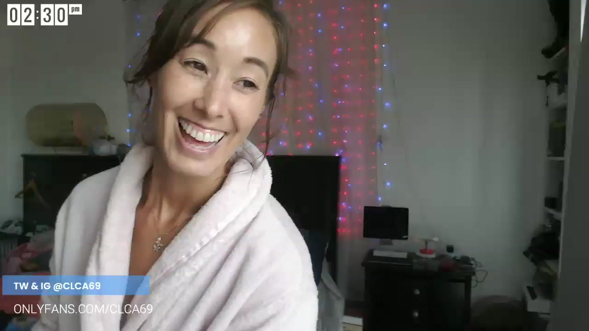Gallery image thumbnail from Christy_Love's myfreecams stream on, 07/23/2023, 22:10 image 8 of 20