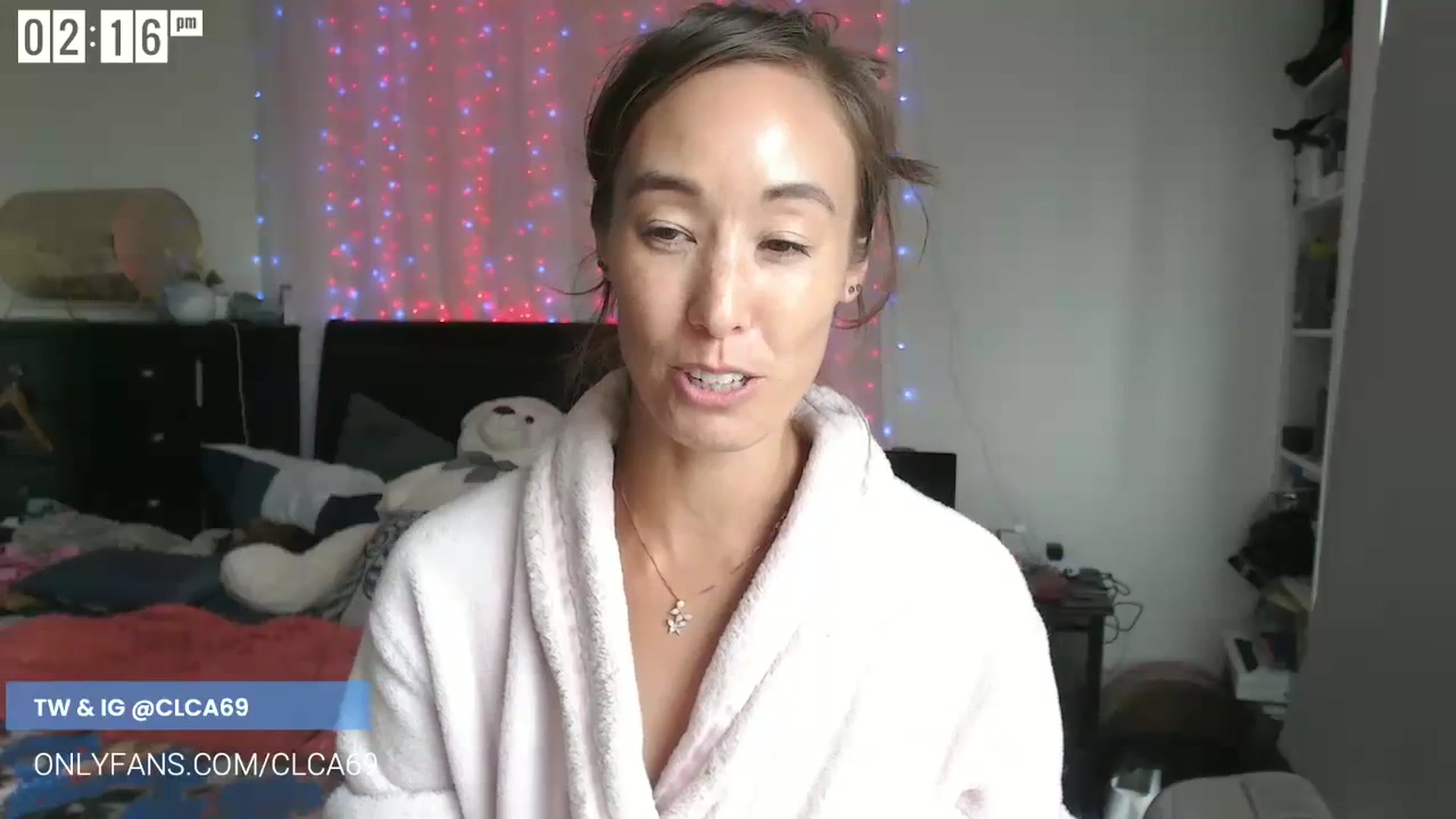 Gallery image thumbnail from Christy_Love's myfreecams stream on, 07/23/2023, 22:10 image 3 of 20