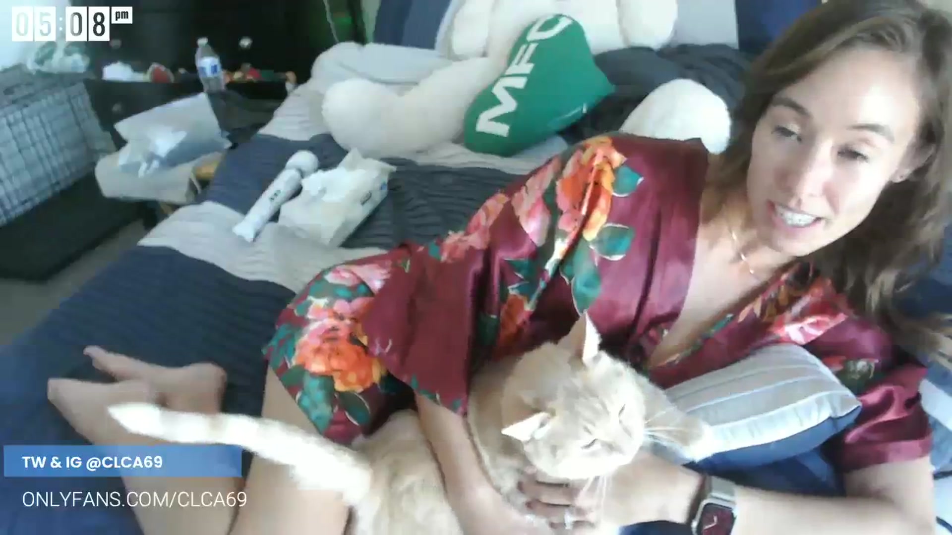 Gallery image thumbnail from Christy_Love's myfreecams stream on, 08/05/2023, 01:03 image 15 of 20