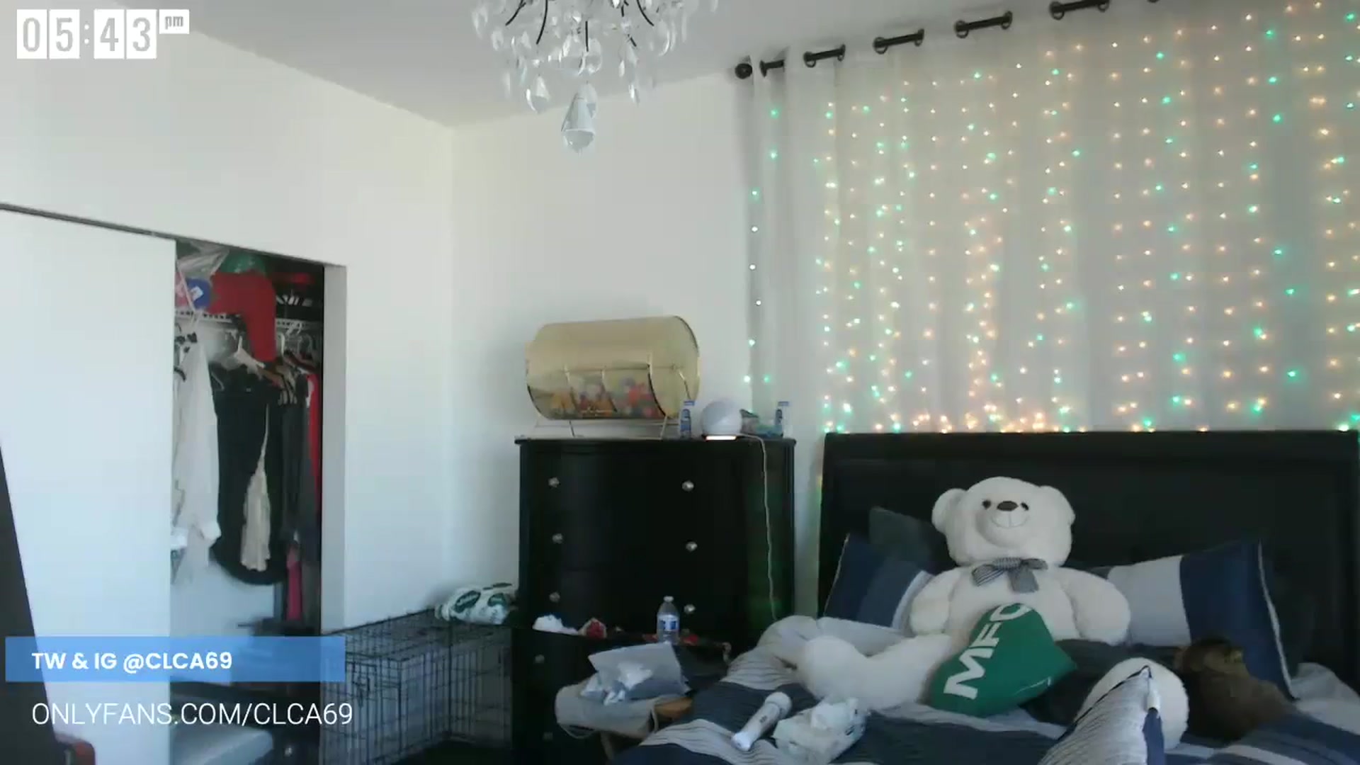 Gallery image thumbnail from Christy_Love's myfreecams stream on, 08/05/2023, 01:03 image 19 of 20