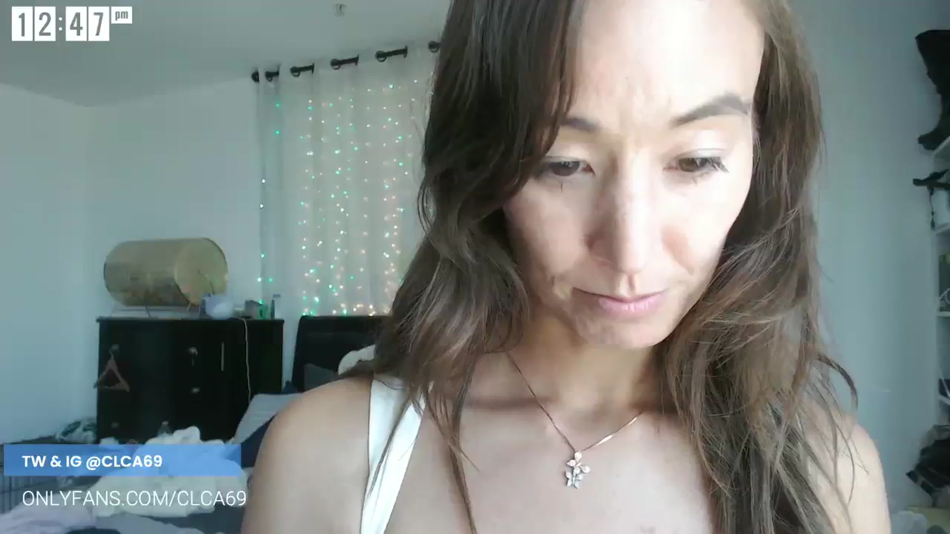 Gallery image thumbnail from Christy_Love's myfreecams stream on, 08/05/2023, 20:03 image 15 of 20