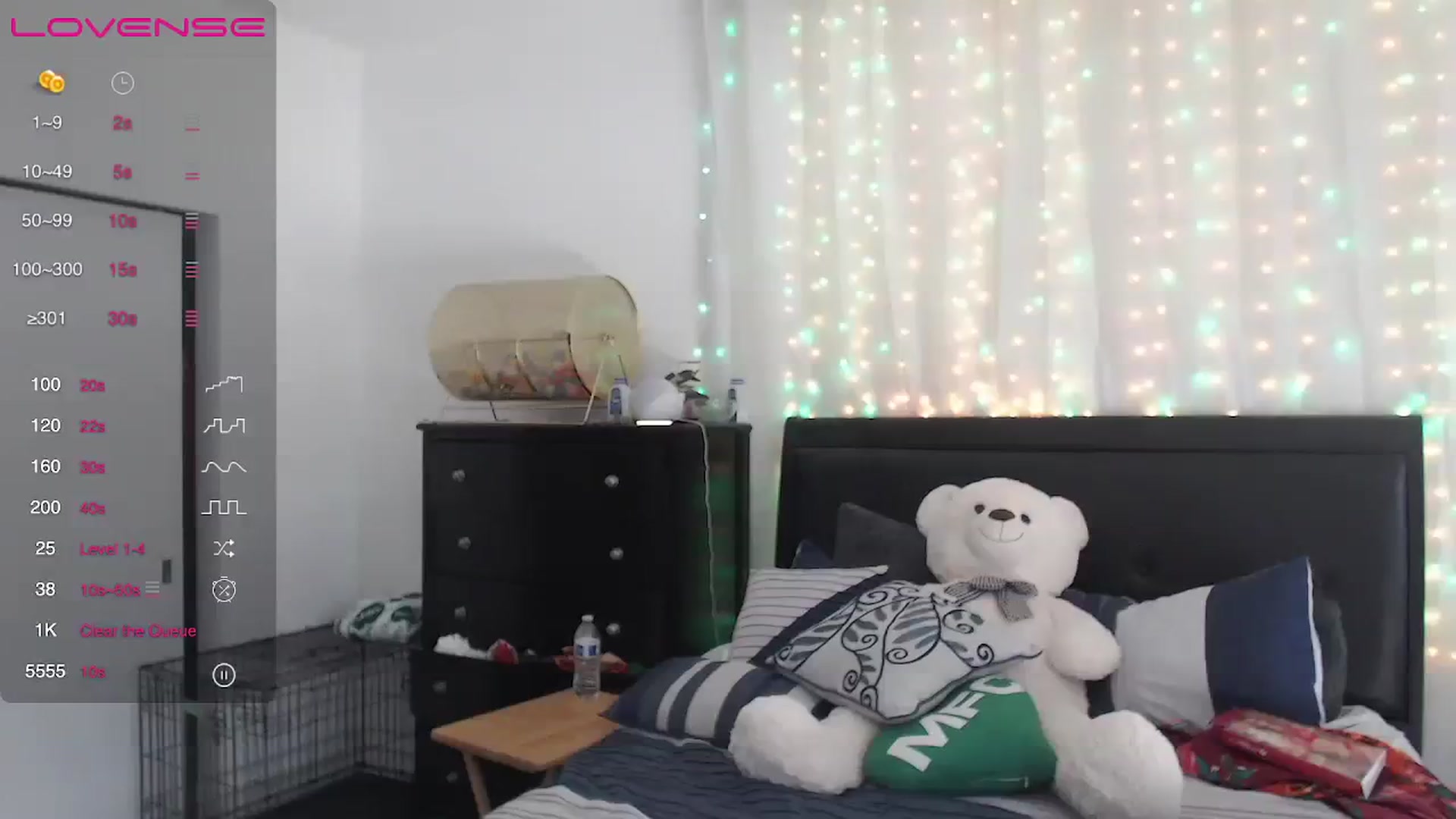 Gallery image thumbnail from Christy_Love's myfreecams stream on, 08/06/2023, 17:20 image 3 of 20