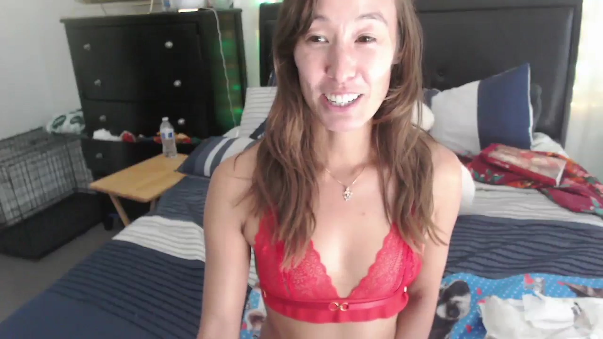 Gallery image thumbnail from Christy_Love's myfreecams stream on, 08/06/2023, 17:20 image 15 of 20