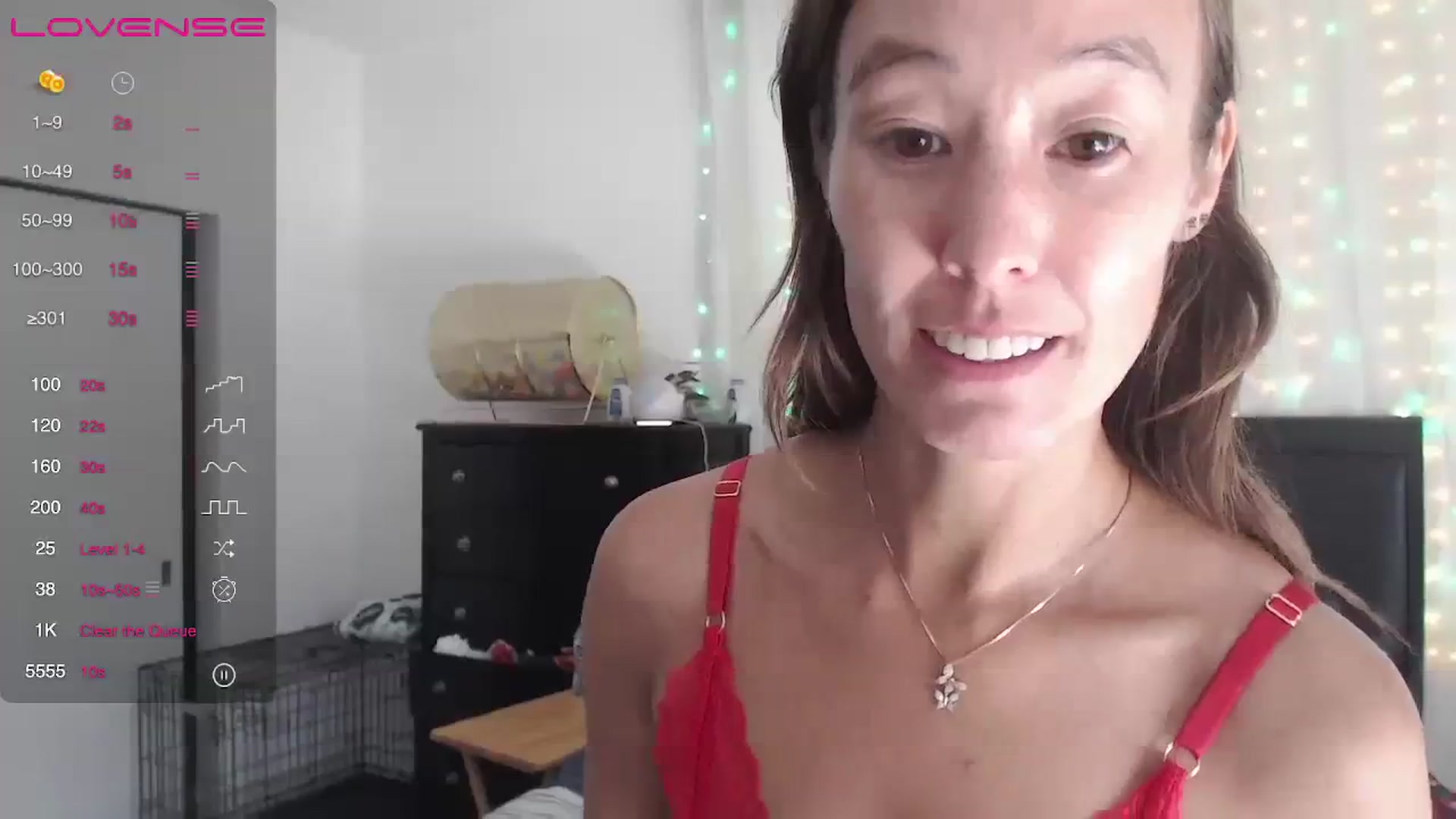 Gallery image thumbnail from Christy_Love's myfreecams stream on, 08/06/2023, 17:20 image 4 of 20