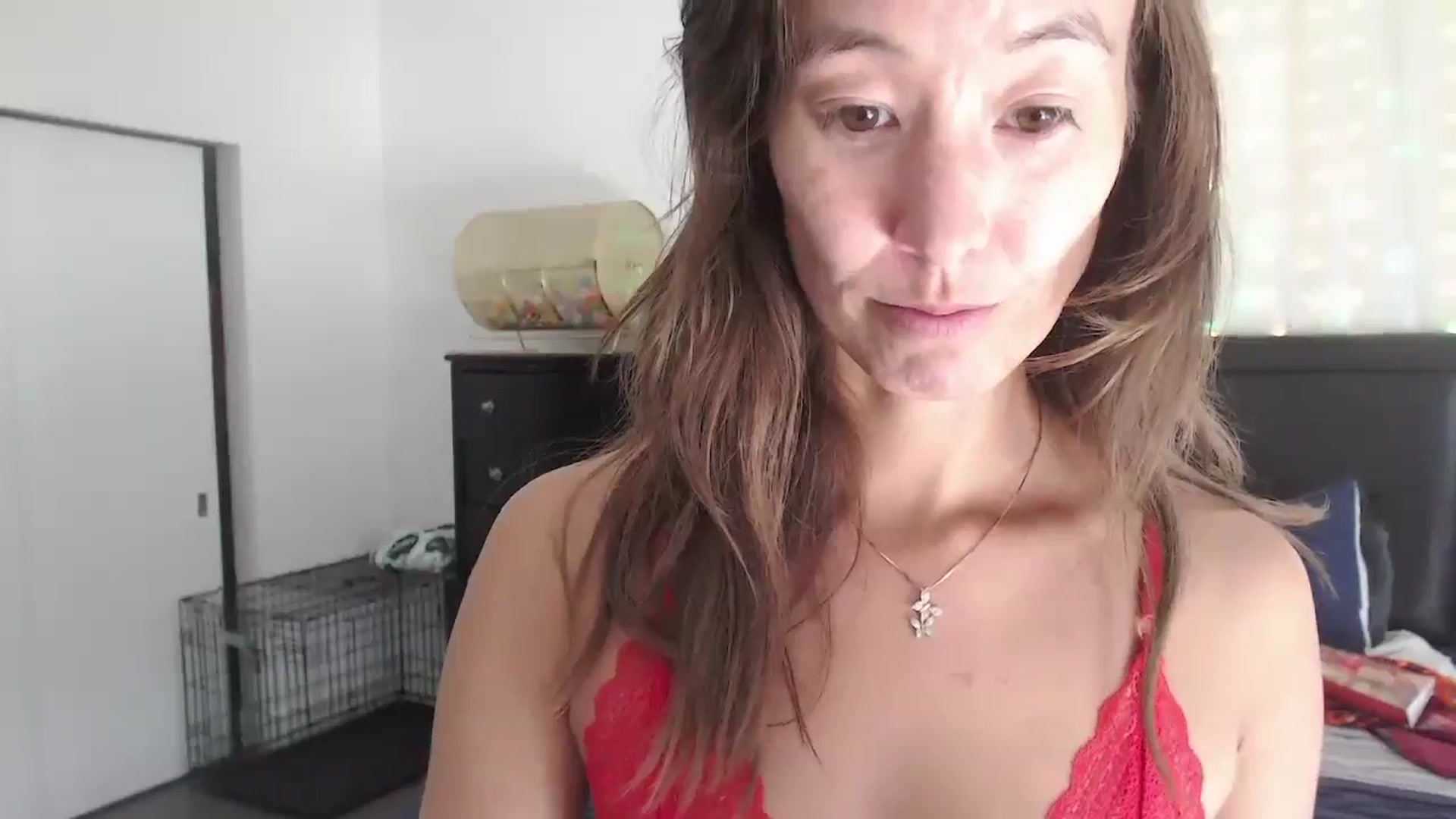 Gallery image thumbnail from Christy_Love's myfreecams stream on, 08/06/2023, 17:20 image 9 of 20