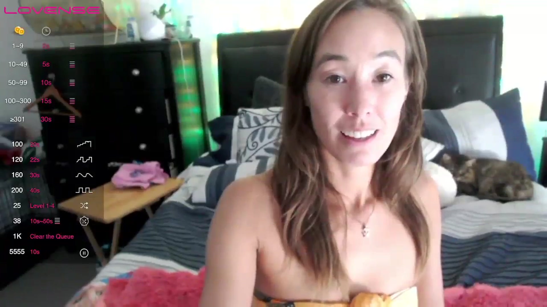 Gallery image thumbnail from Christy_Love's myfreecams stream on, 08/11/2023, 23:03 image 19 of 20