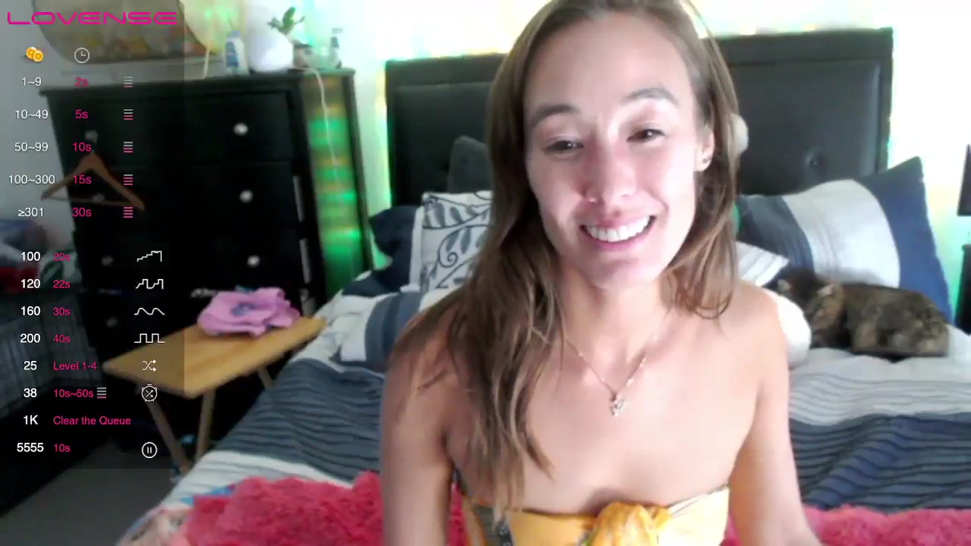 Gallery image thumbnail from Christy_Love's myfreecams stream on, 08/11/2023, 23:03 image 15 of 20