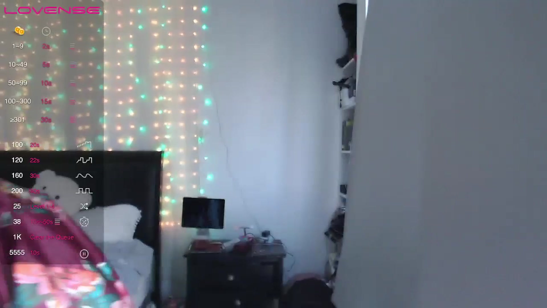 Gallery image thumbnail from Christy_Love's myfreecams stream on, 08/17/2023, 01:33 image 16 of 20