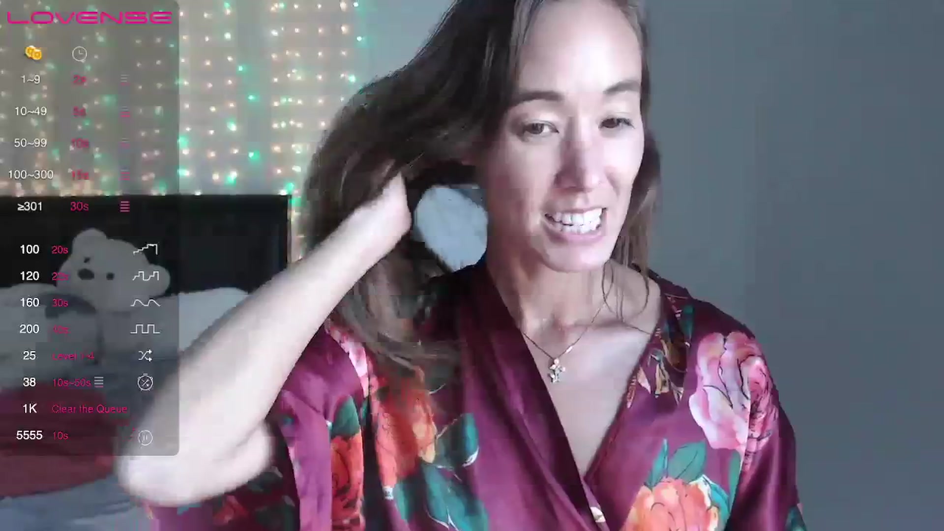 Gallery image thumbnail from Christy_Love's myfreecams stream on, 08/17/2023, 01:33 image 8 of 20